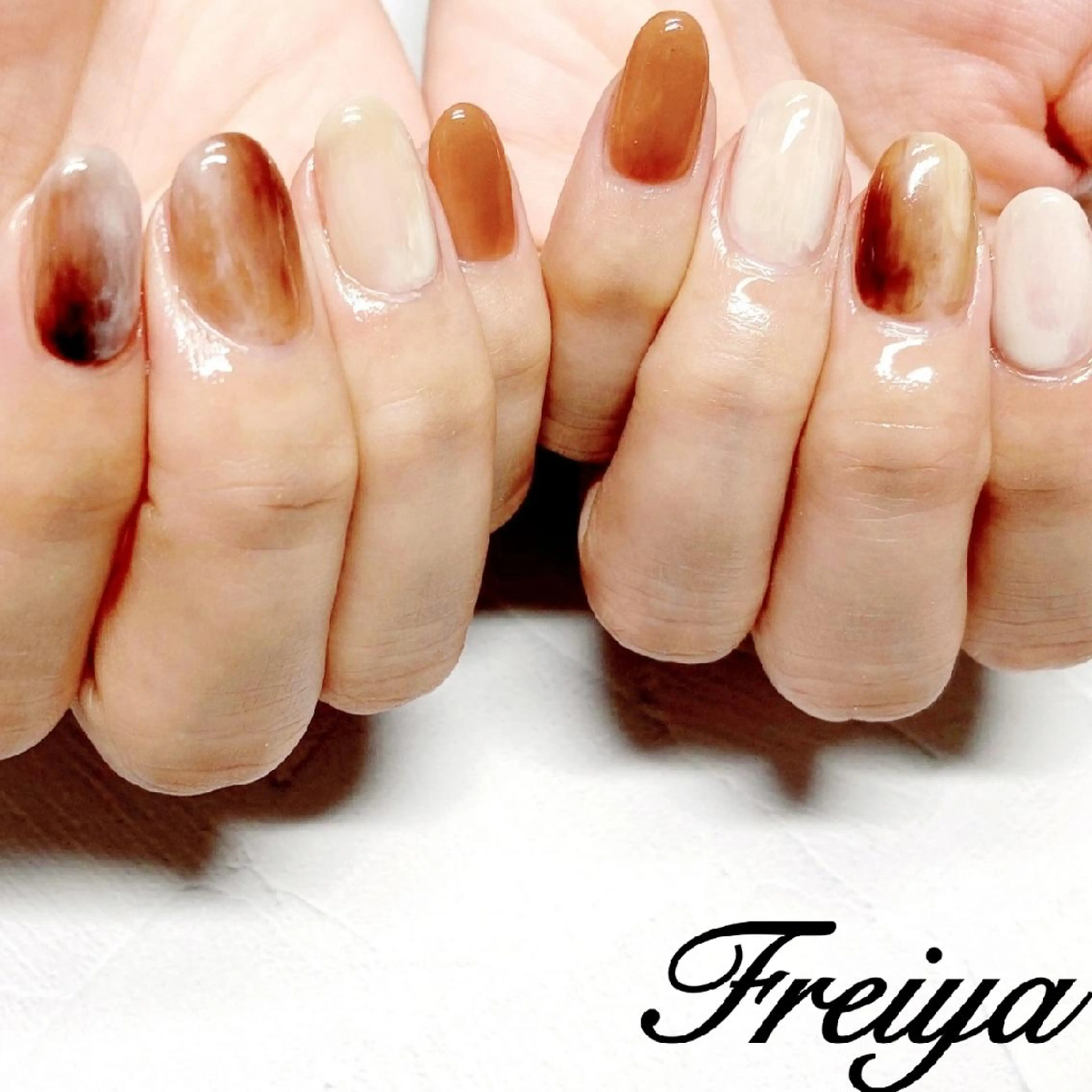 ネイル FREIYA所属・FREIYA マツエク、ネイルのマツエク・マツパデザイン