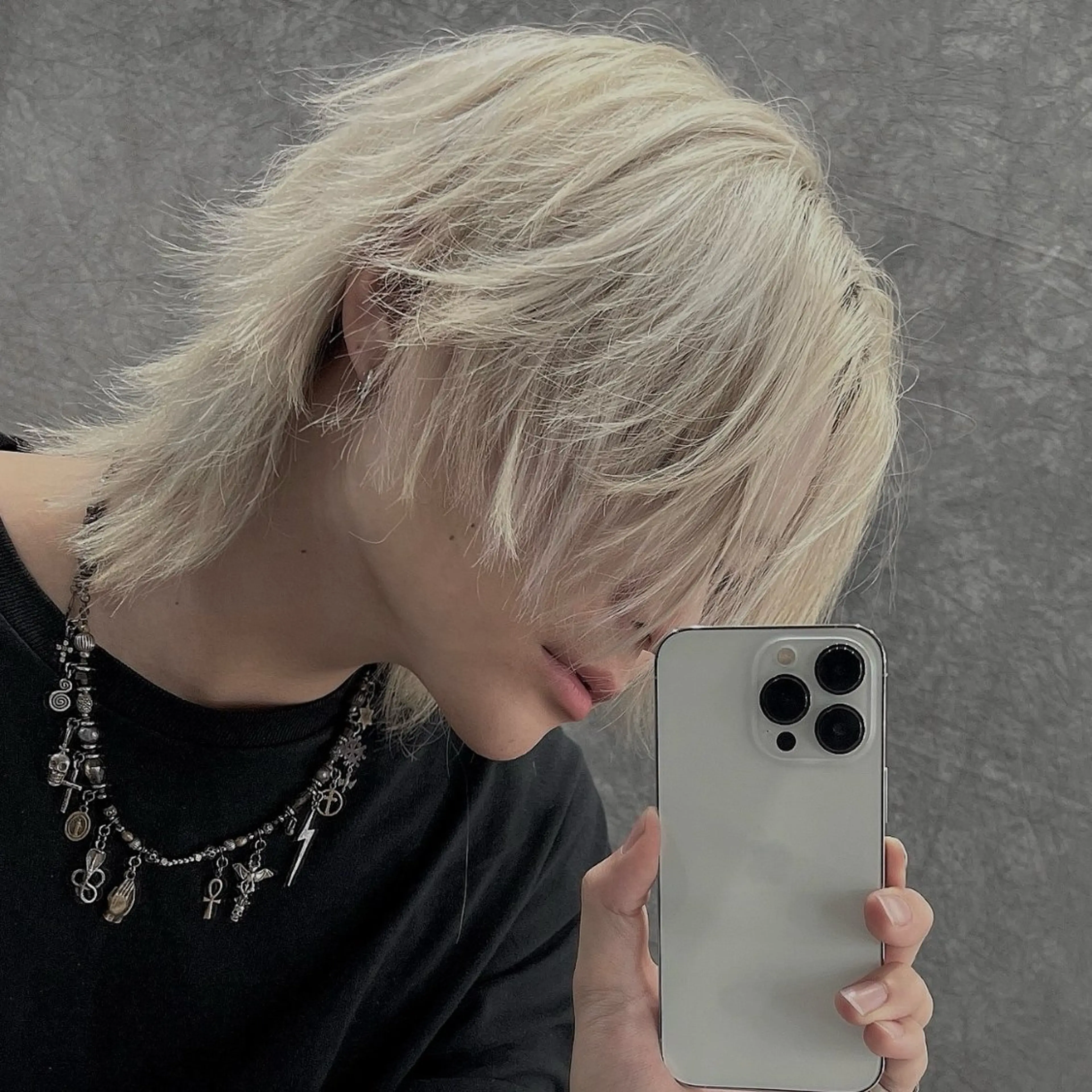 ミディアム RACCOON.TOKYO 渋谷店所属・メンズカット特化🐺 ウルフ[店長]置塩祥のヘアスタイル