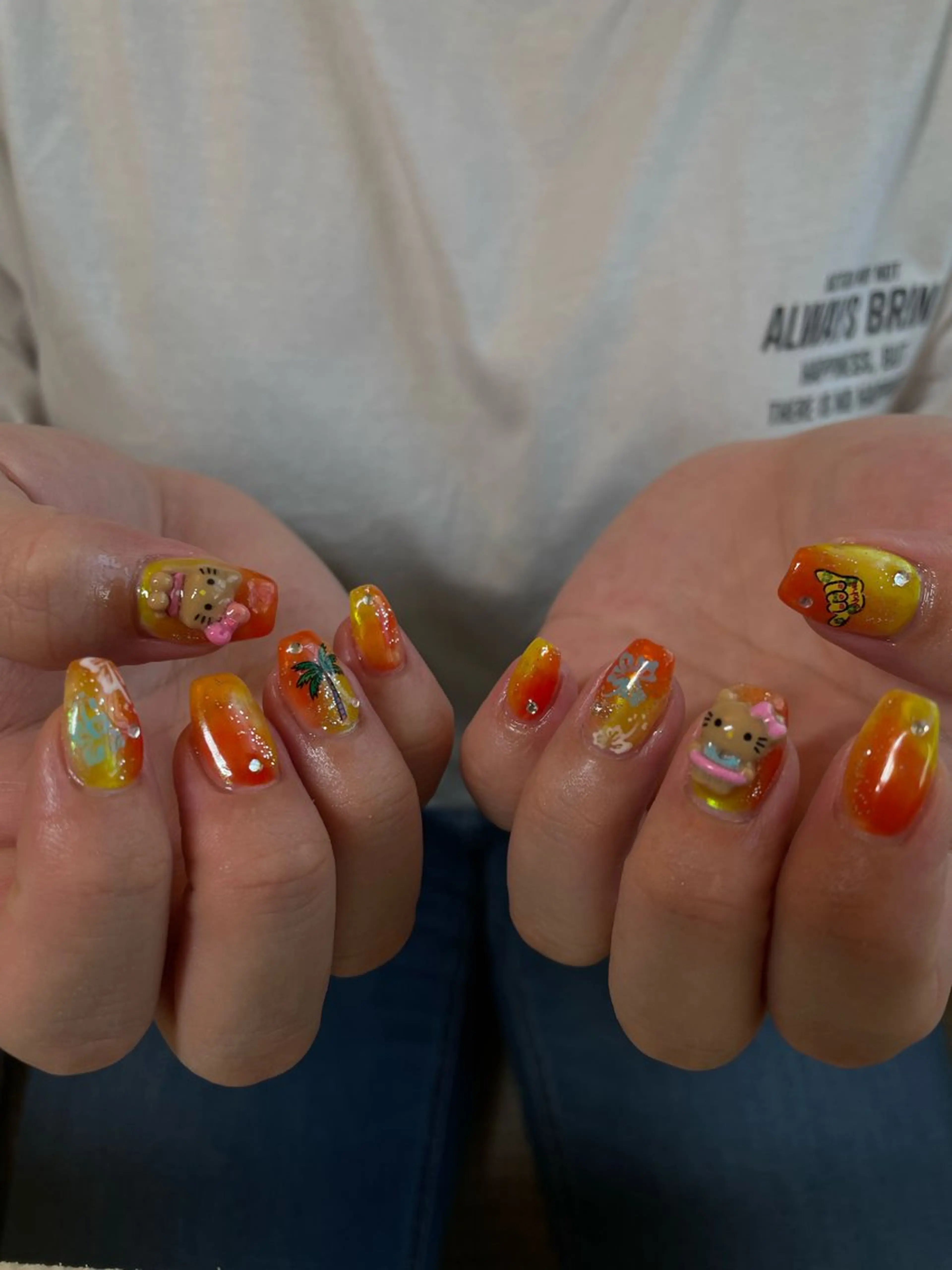 🎄12/13.16.17.18限定💗10本アート2本キャラクターパーツ付き🦄💕✨🌼(オフ込み)の写真