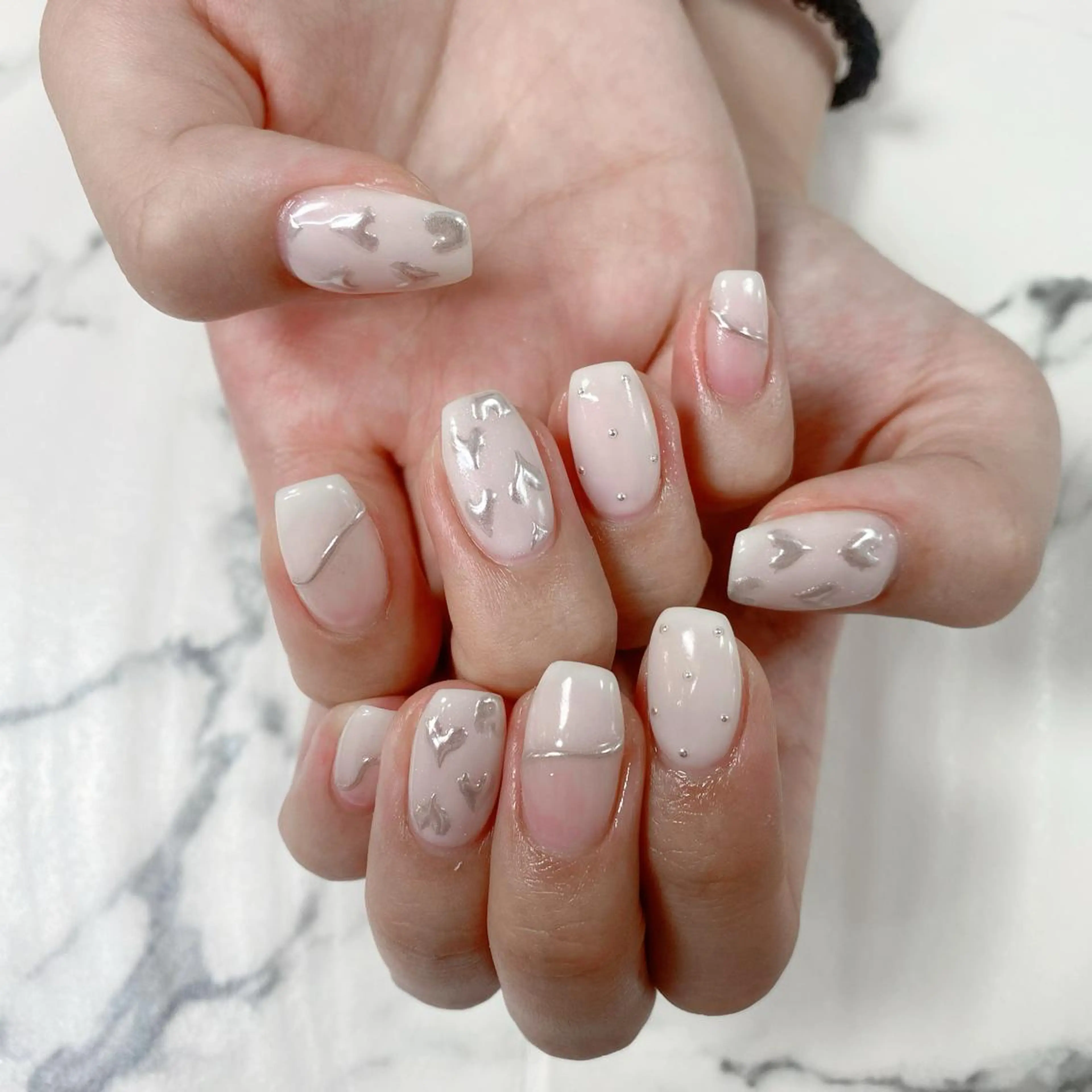 ロング カラー ネイル Q Free nailsのネイルデザイン