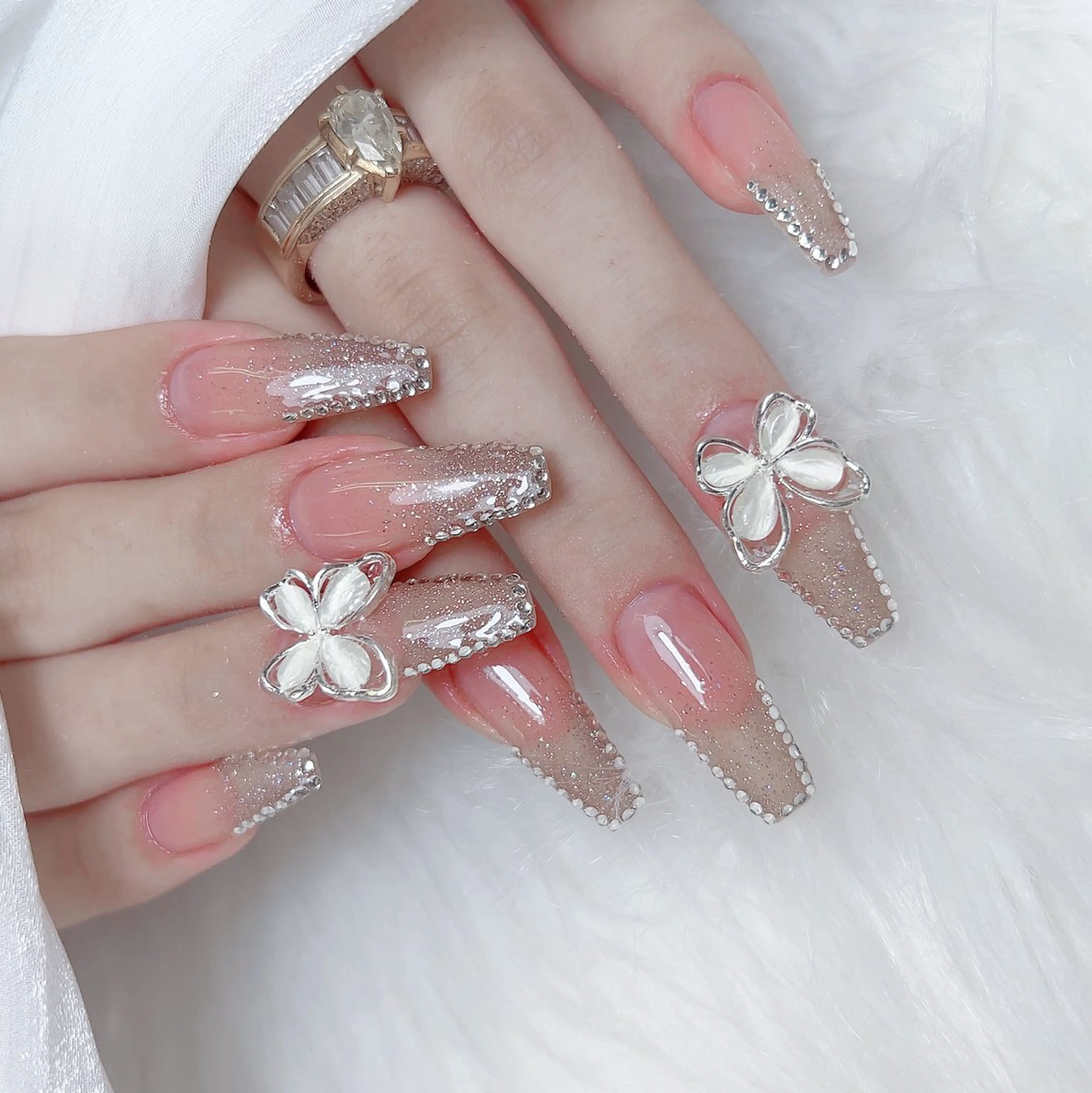 ネイル ハンドネイル M🌷nail 長さだし専門店のネイルデザイン