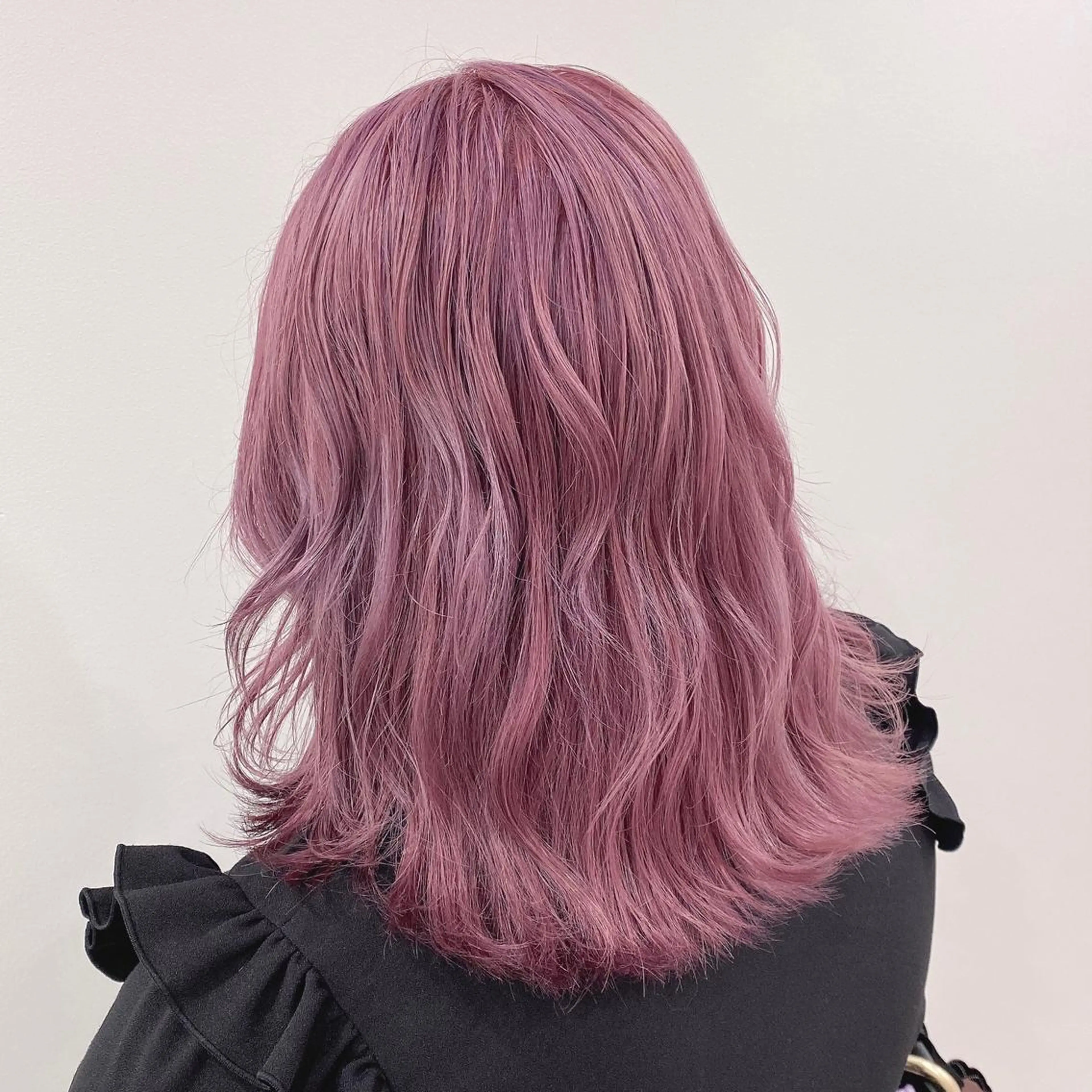 ミディアム カラー マンツーマン女性 美容師 奏のヘアスタイル