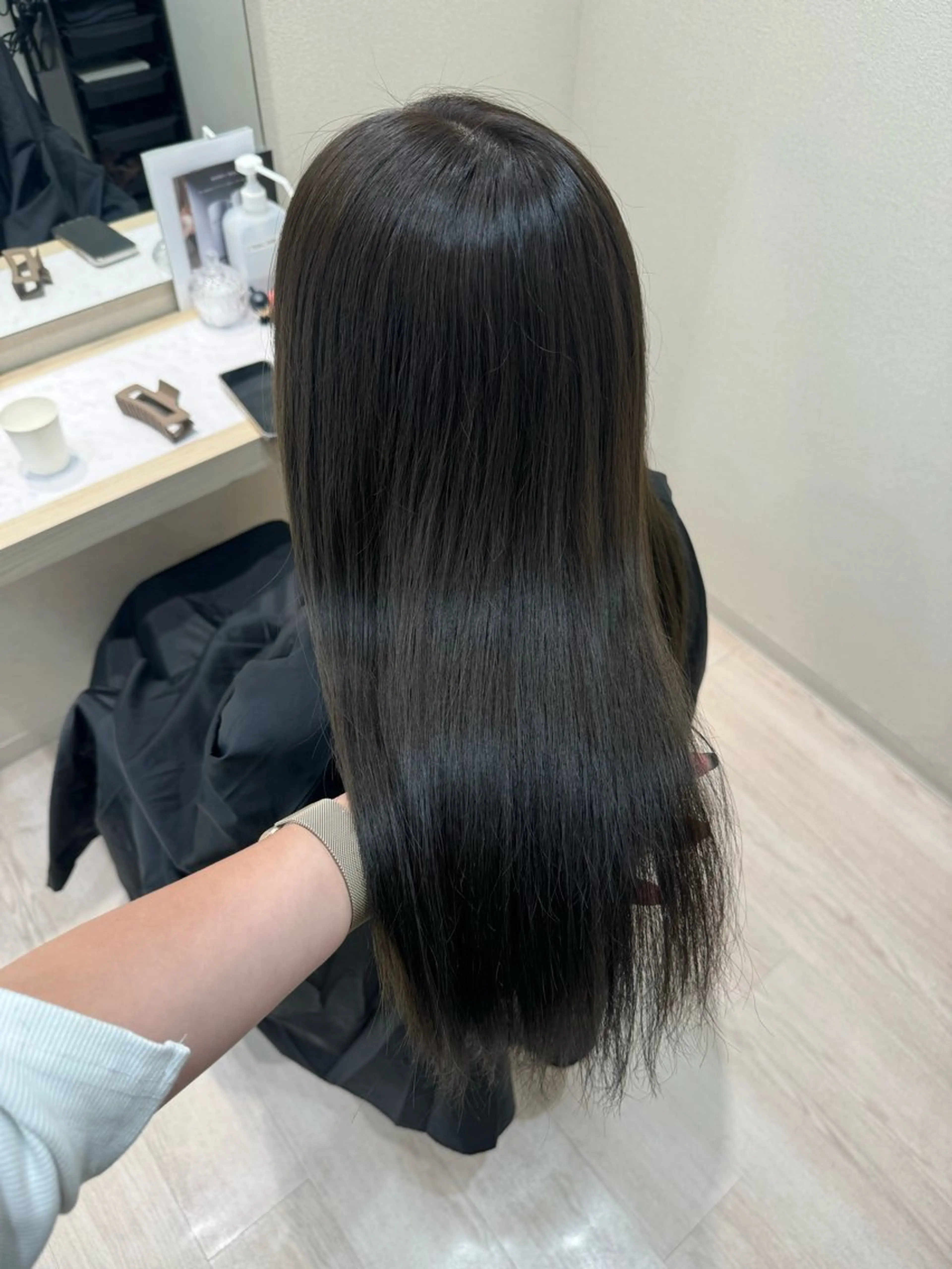 セミロング カット ヘアカラー トリートメント mina .のヘアスタイル