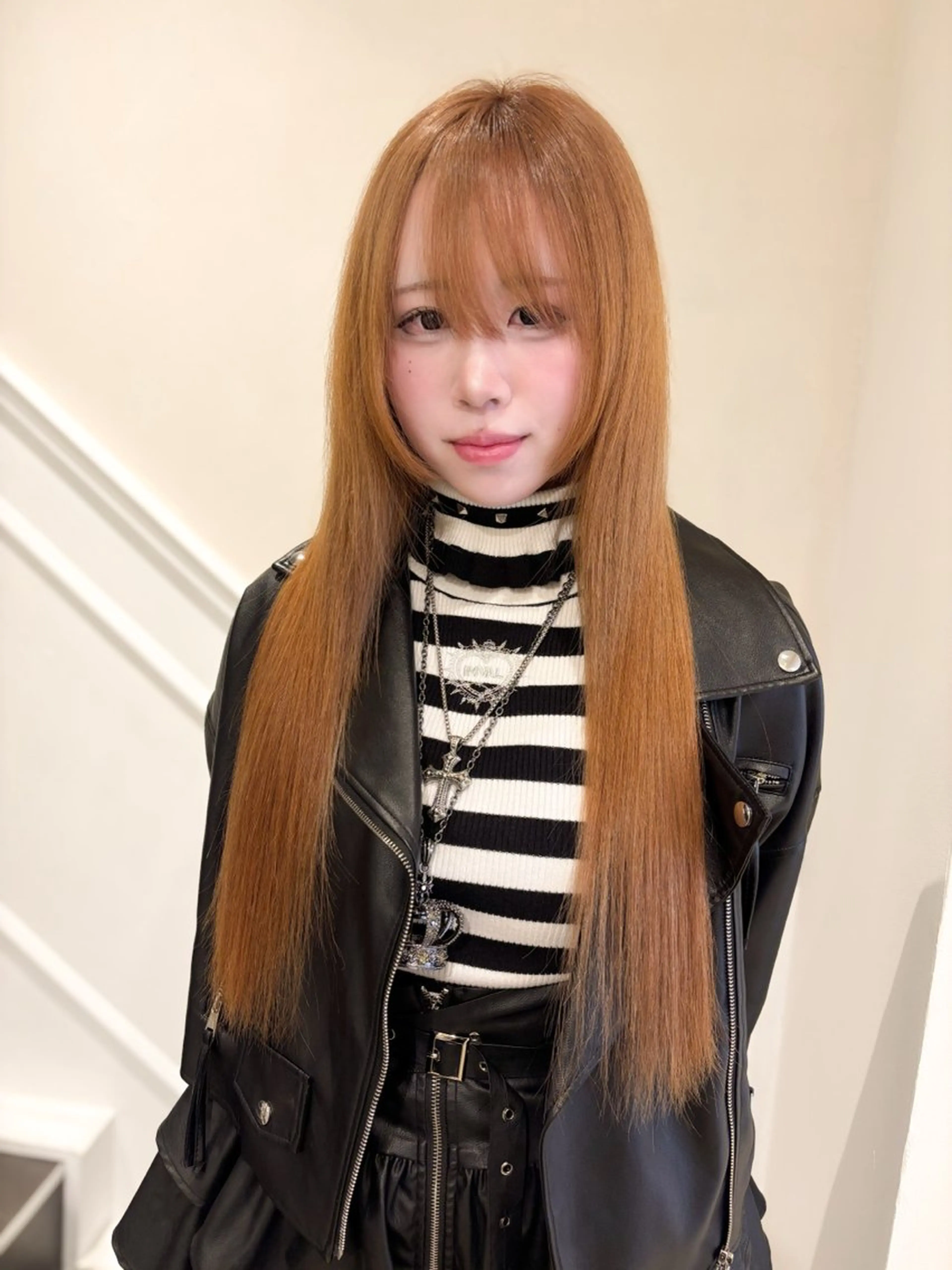 ロング カラー ベージュカラー ヘアカラー トリートメント 艶髪ハイトーン/ レイヤー/yuiのヘアスタイル