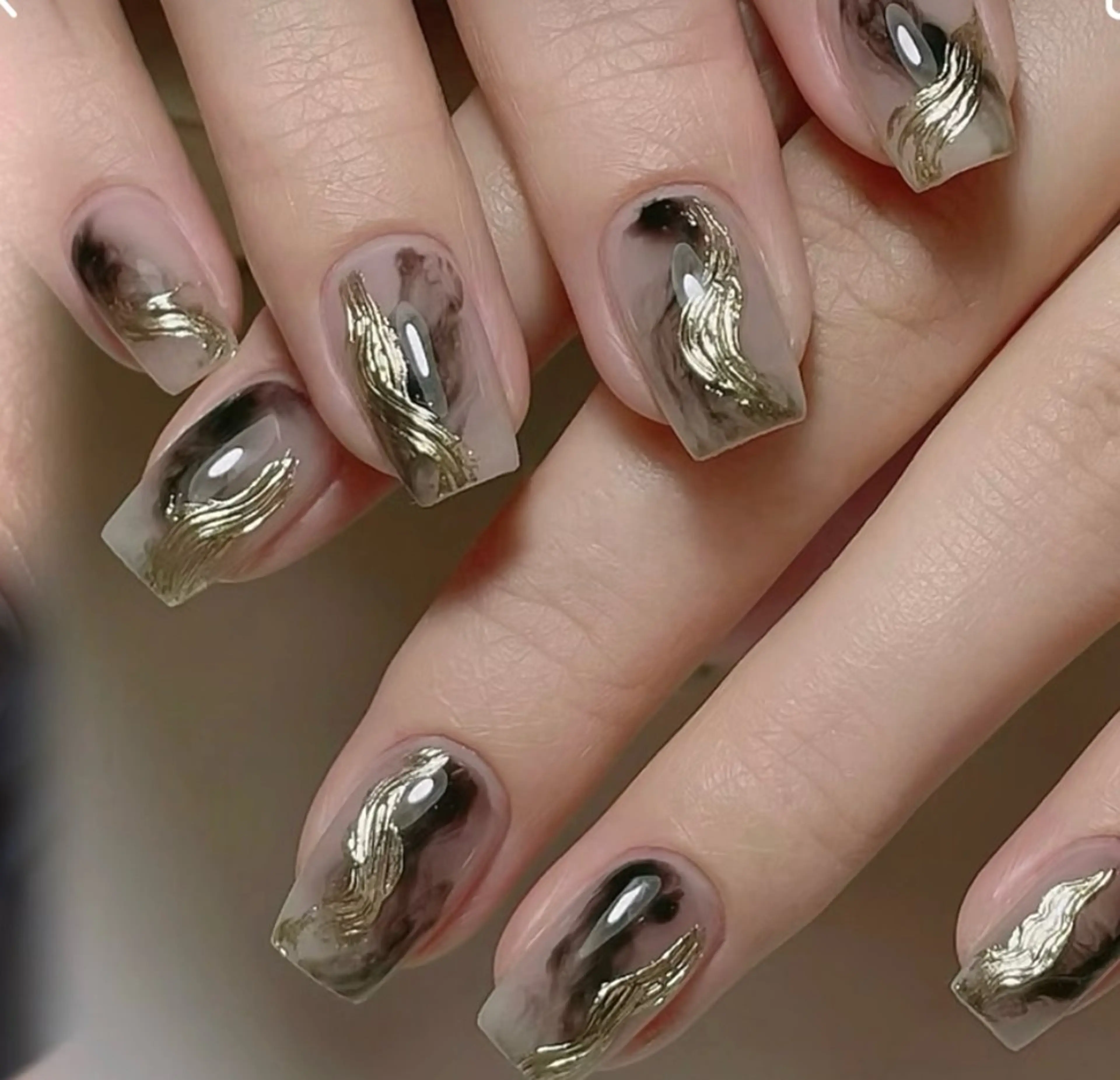 ネイル ハンドネイル NiNa ビューティーサロン所属・Ni Naのネイルデザイン