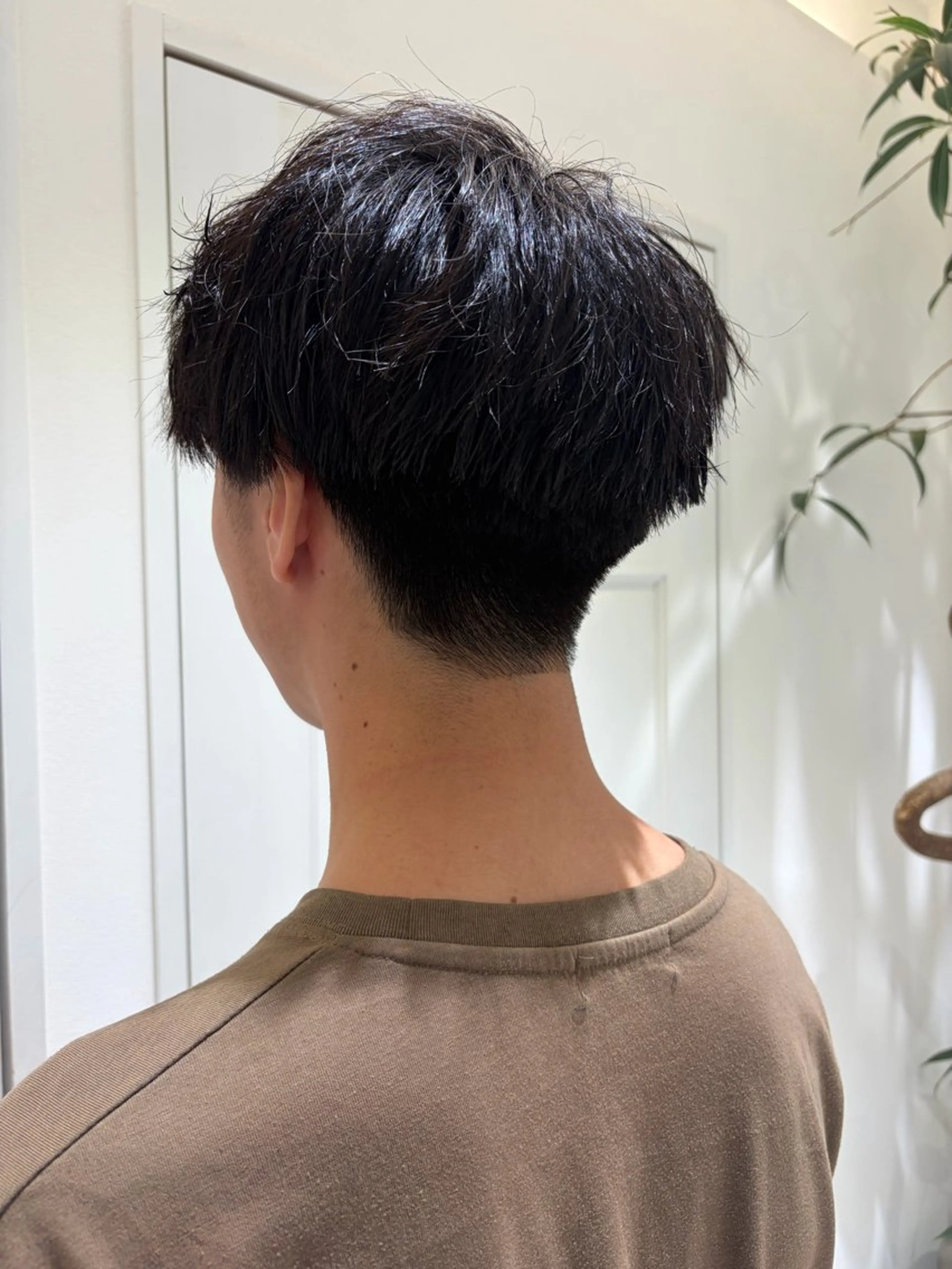 メンズ カット カラー／ブリーチ しほのヘアスタイル