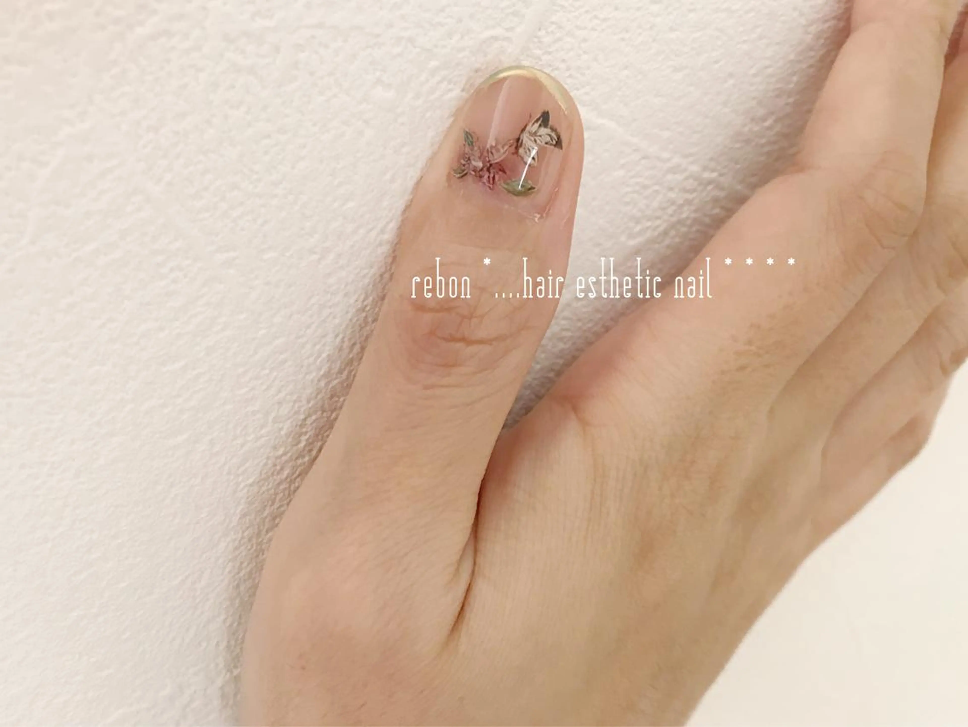 ネイル ハンドネイル フットネイル rebon＊ natsukiのネイルデザイン