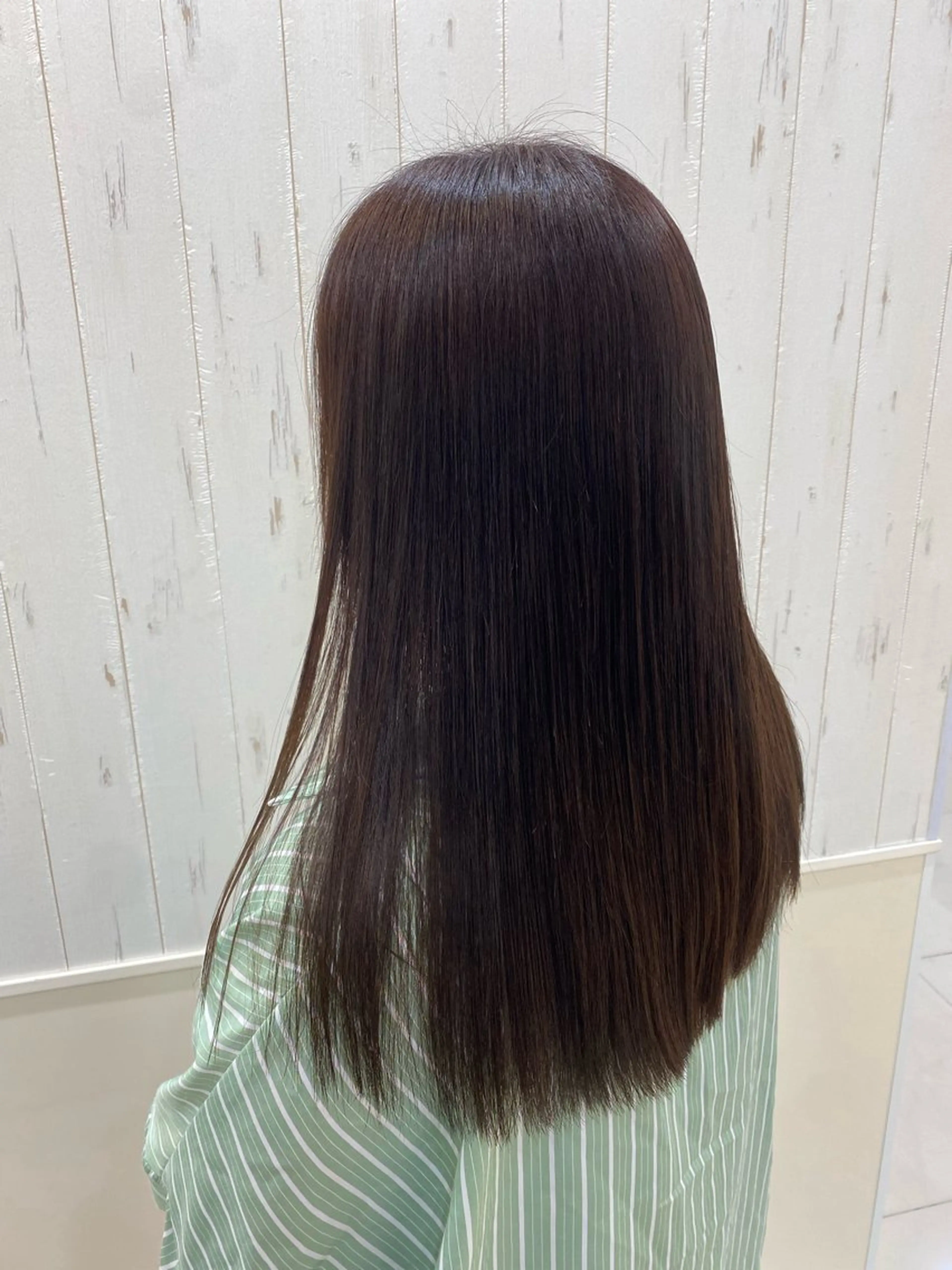 ロング カラー 中山 愛美莉のヘアスタイル