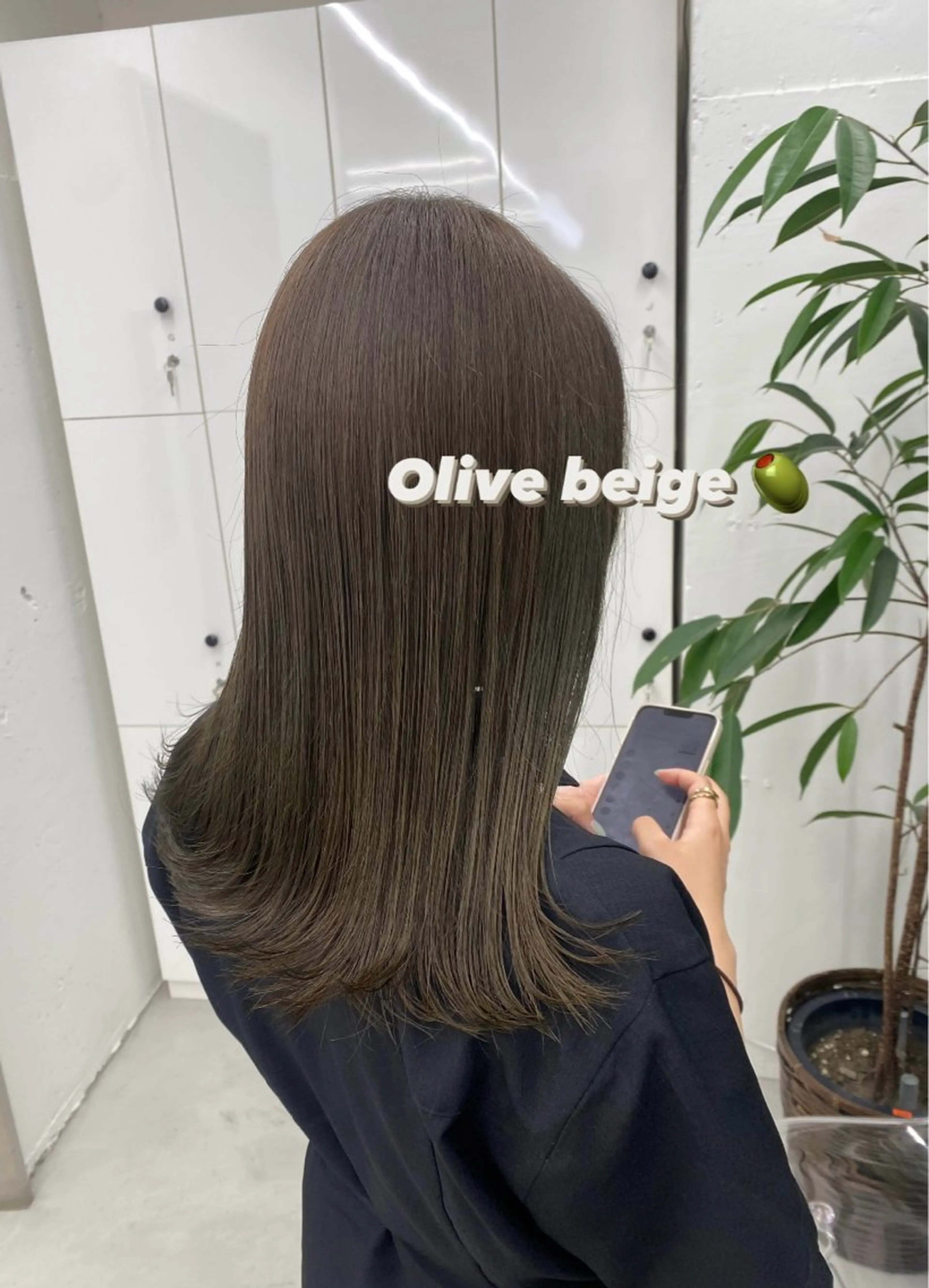 セミロング カラー ベージュカラー オリーブベージュ カット ヘアカラー トリートメント 🫧Ameri🫧 JILLSTUDIOのヘアスタイル