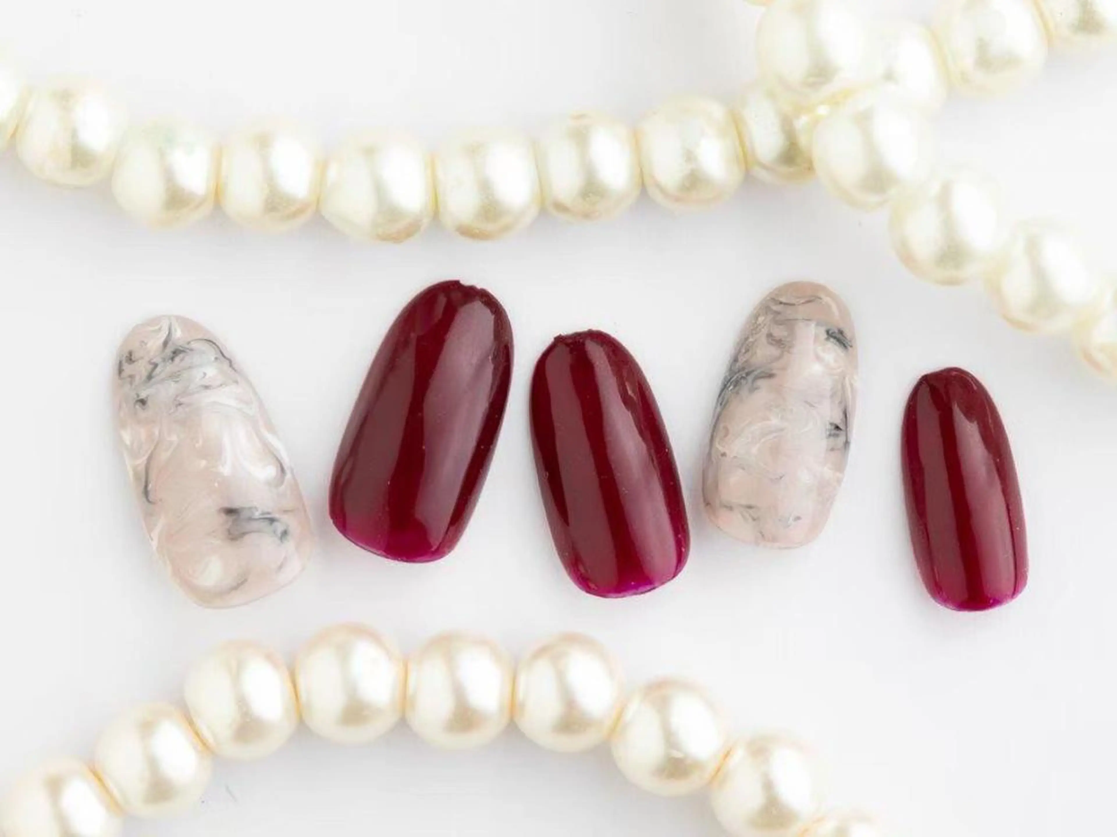 ネイル Tiary Nail Fのネイルデザイン