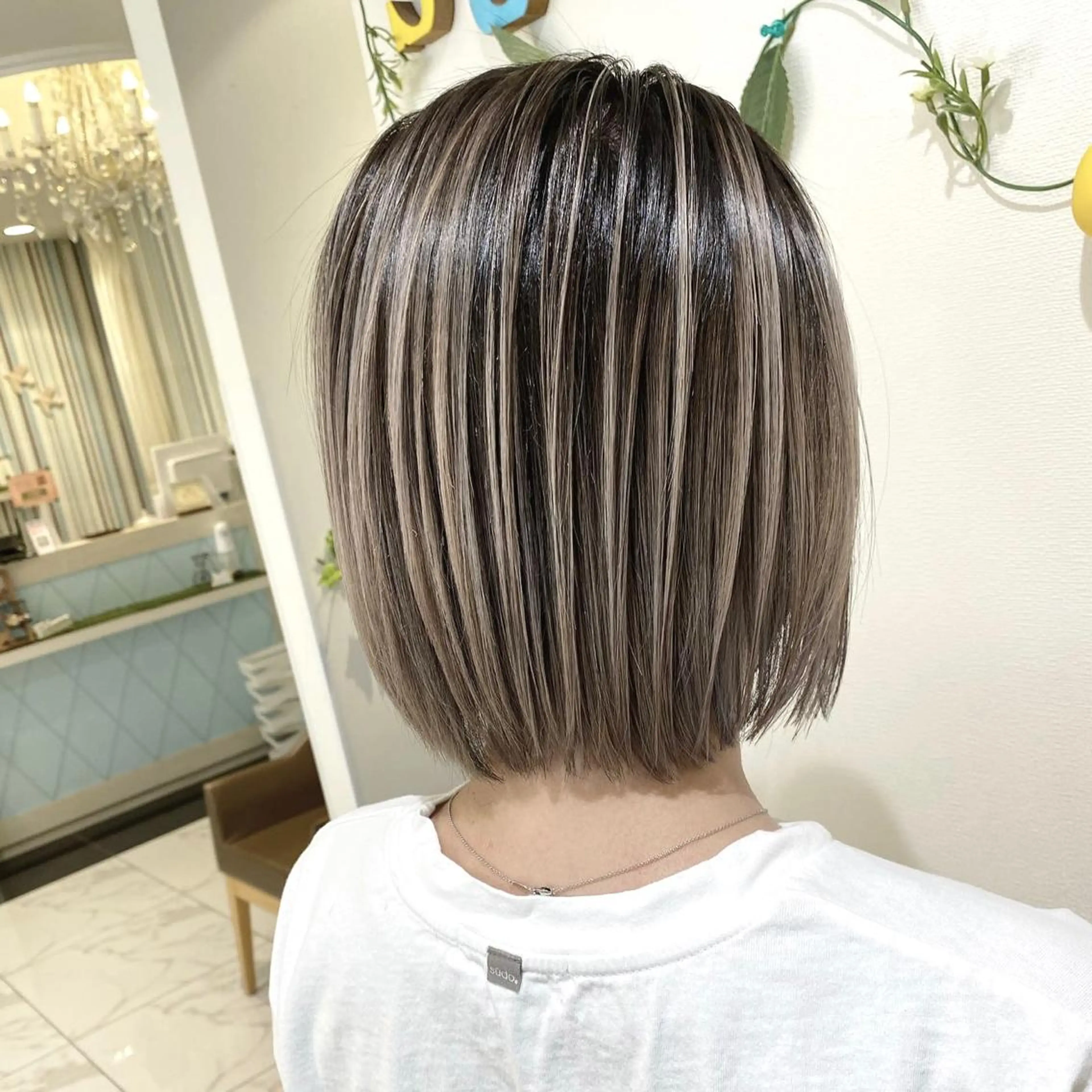 ショート カラー バレイヤージュ 髪質改善 レイヤーカット カット ヘアカラー トリートメント 山崎俊輔/髪質改善 /バレイヤージュのヘアスタイル