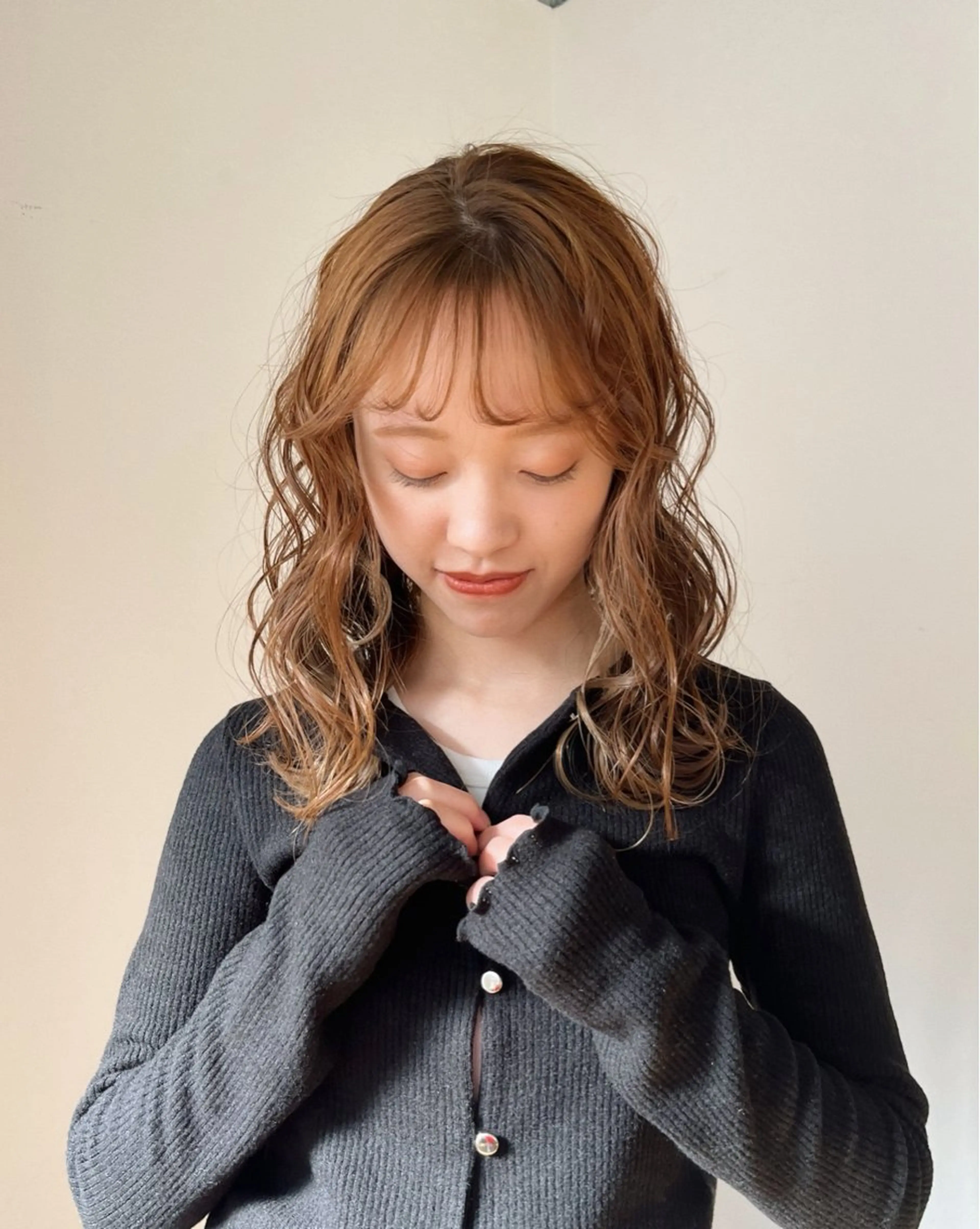 ミディアム ミディアムパーマ 義本 風佳のヘアスタイル