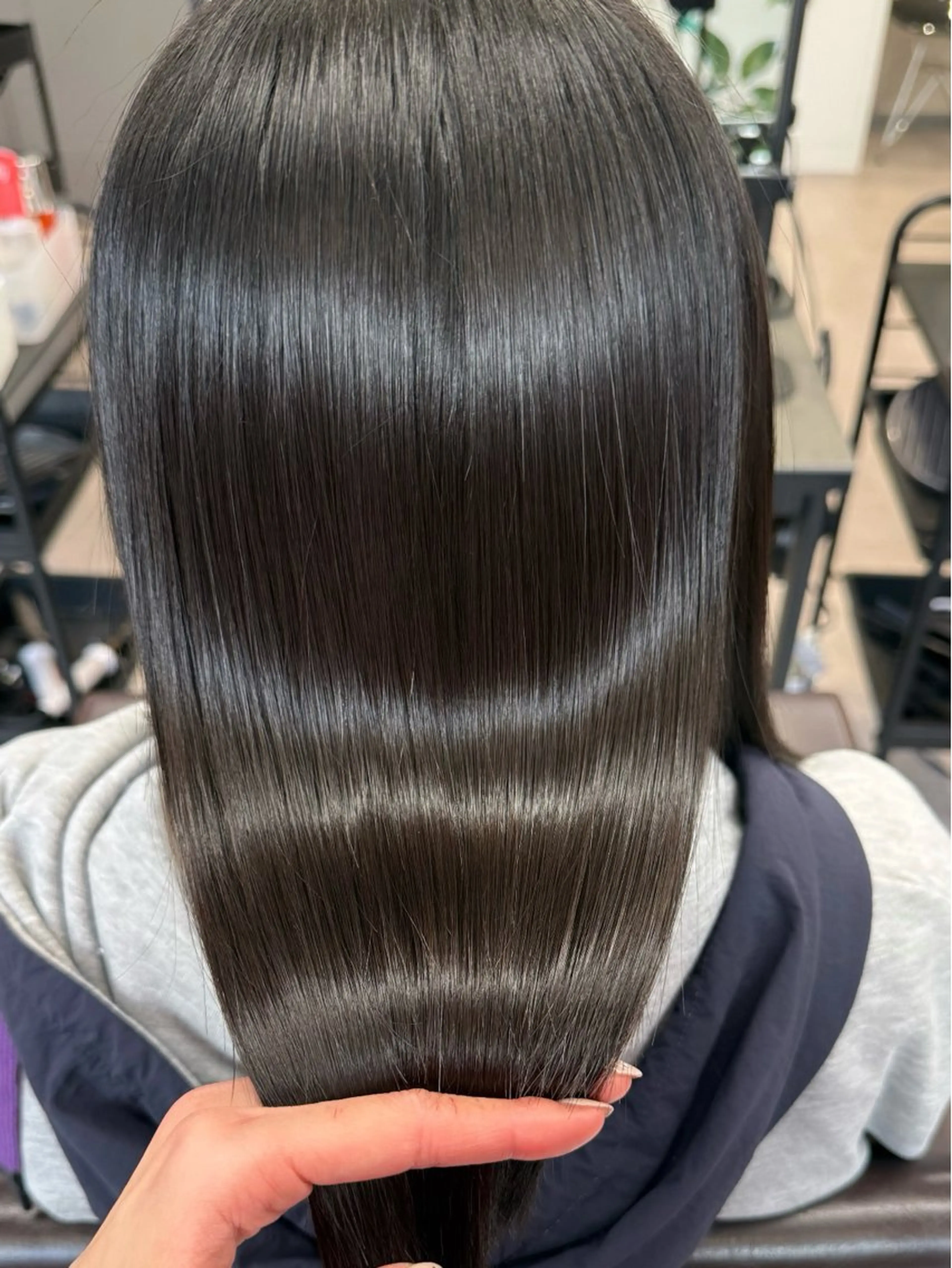 セミロング 髪質改善 カット トリートメント ニシカワ ユズミのヘアスタイル