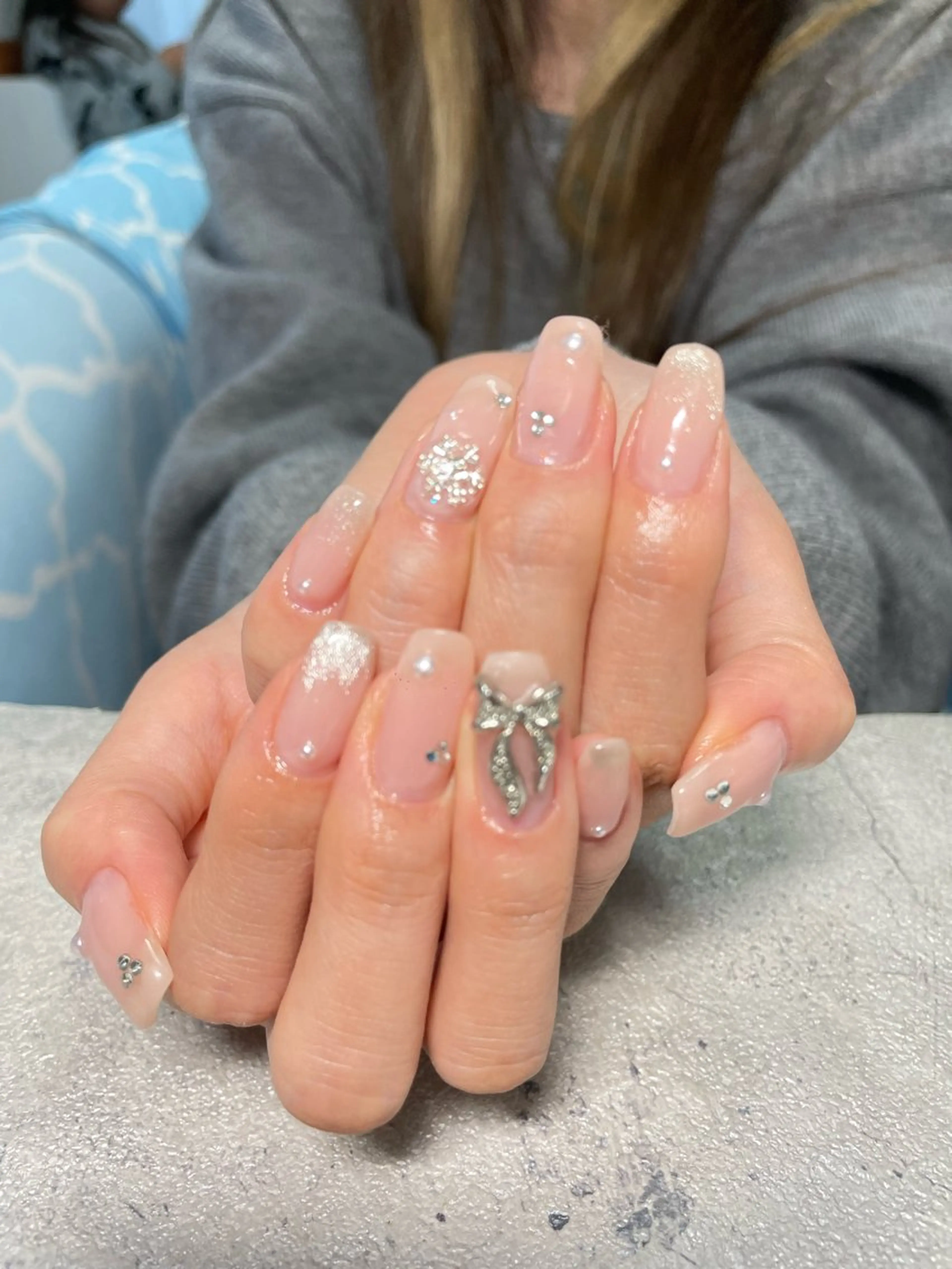 ネイル リボン はるひな ねいるのネイルデザイン