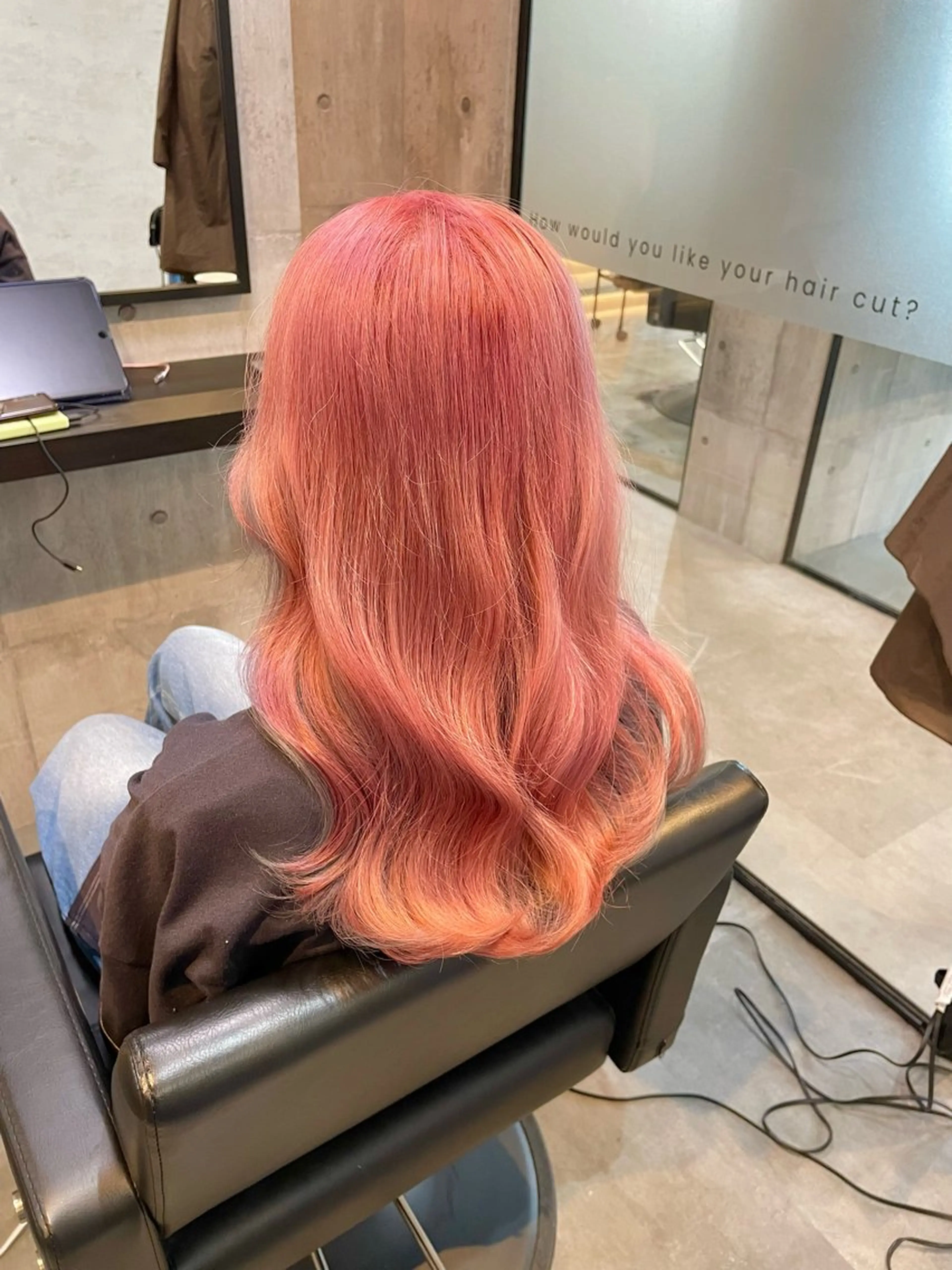 ロング カラー ブリーチ カット ヘアカラー 👑髪質改善カラー 中垣斗希のヘアスタイル