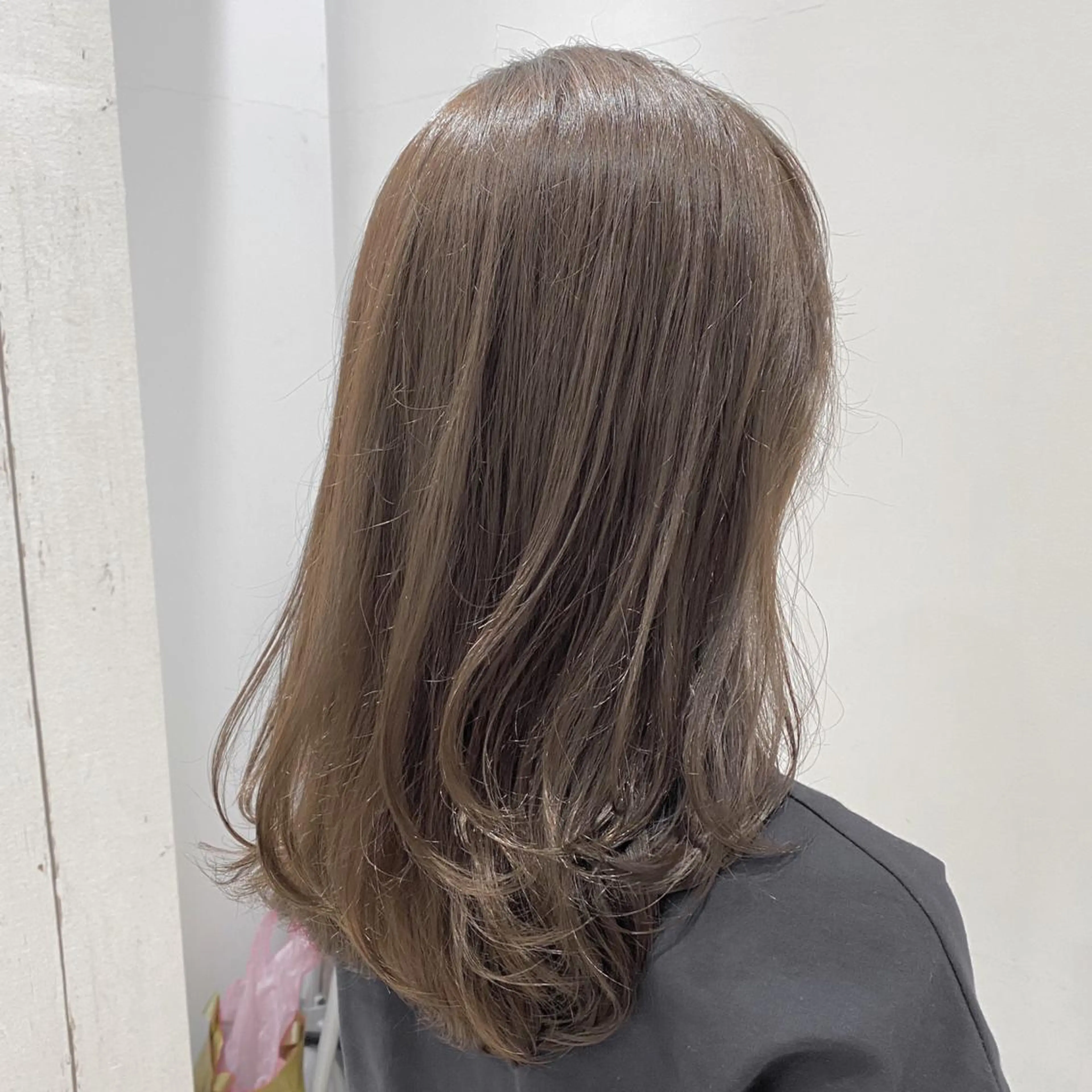 セミロング On所属・顔まわりカット🌟 くびれヘア/寺門遥輝のヘアスタイル