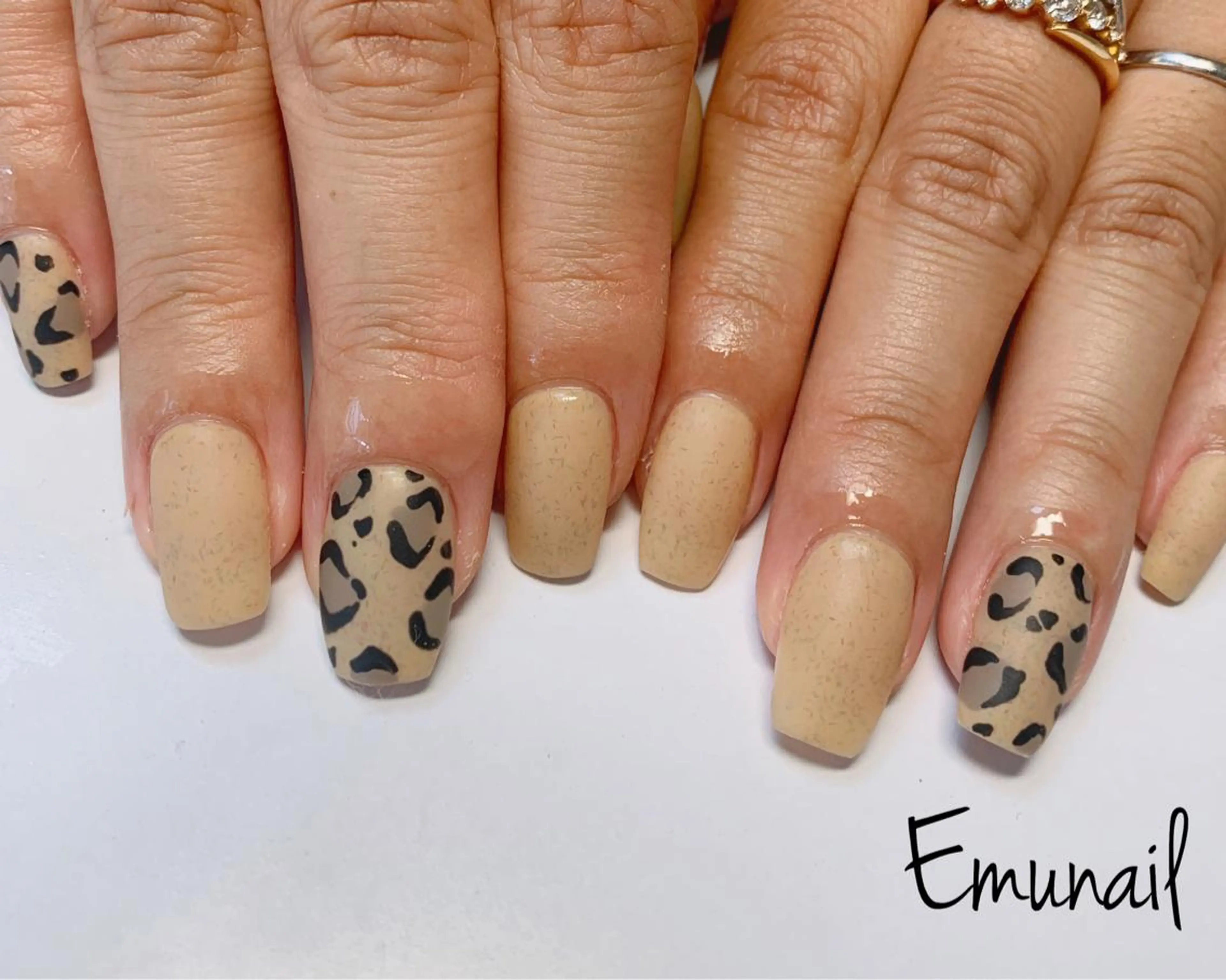 ネイル ハンドネイル Emu Nailのネイルデザイン