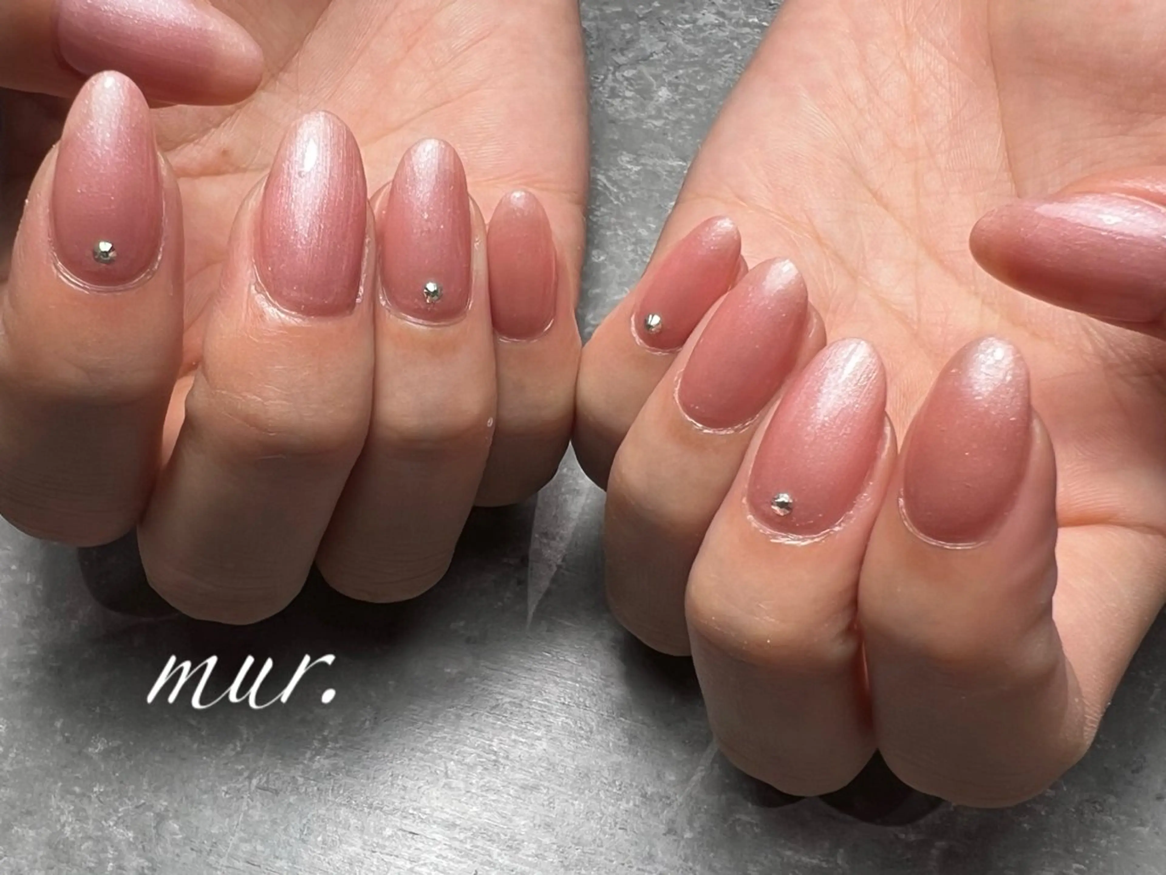 ネイル ジェルネイル 韓国ネイル ラメ(グリッター) オフィスネイル ワンカラーネイル nailsalon mur.のネイルデザイン