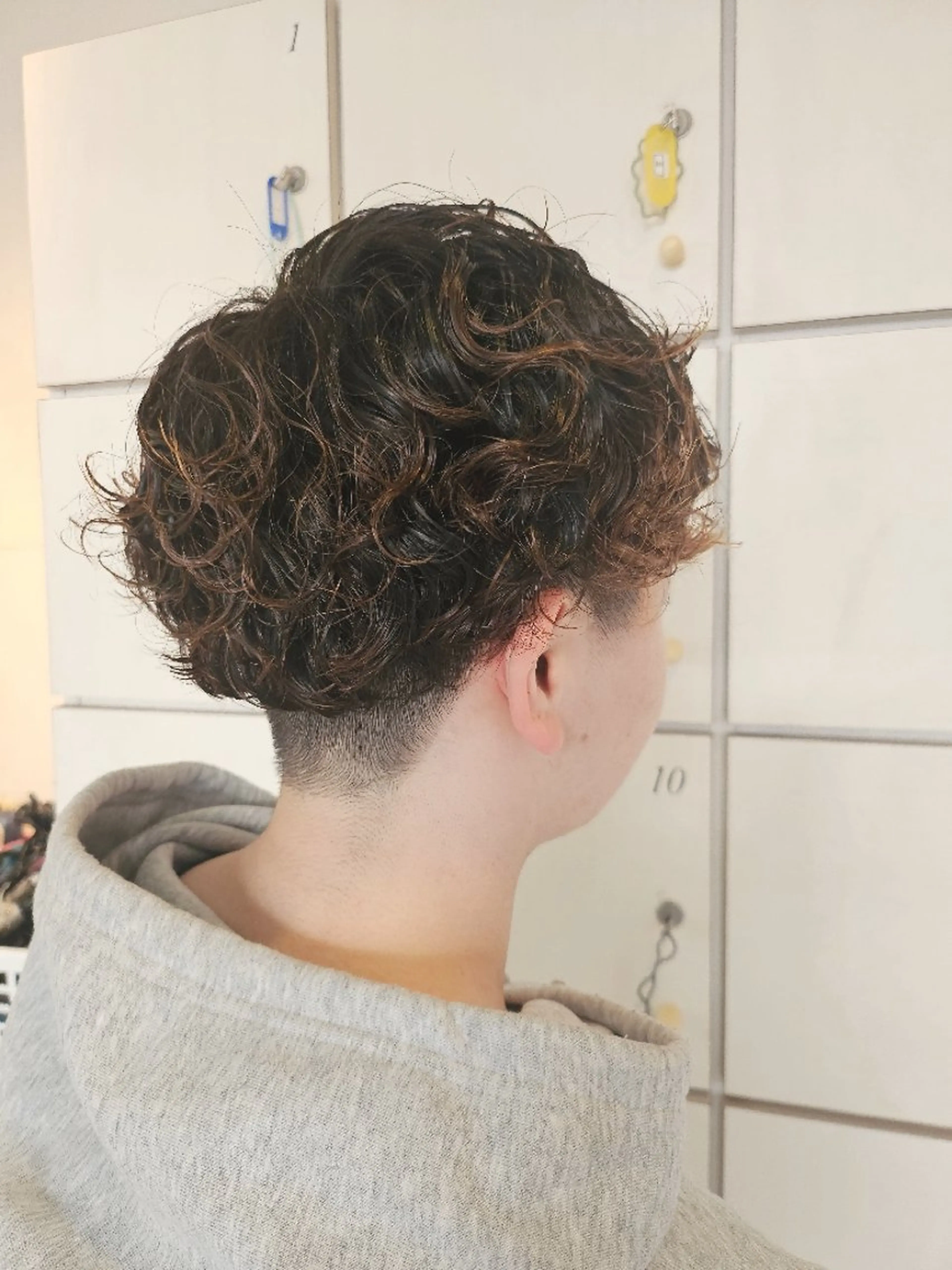 ショート ショートヘア カット パーマ 岡田 奈々のヘアスタイル