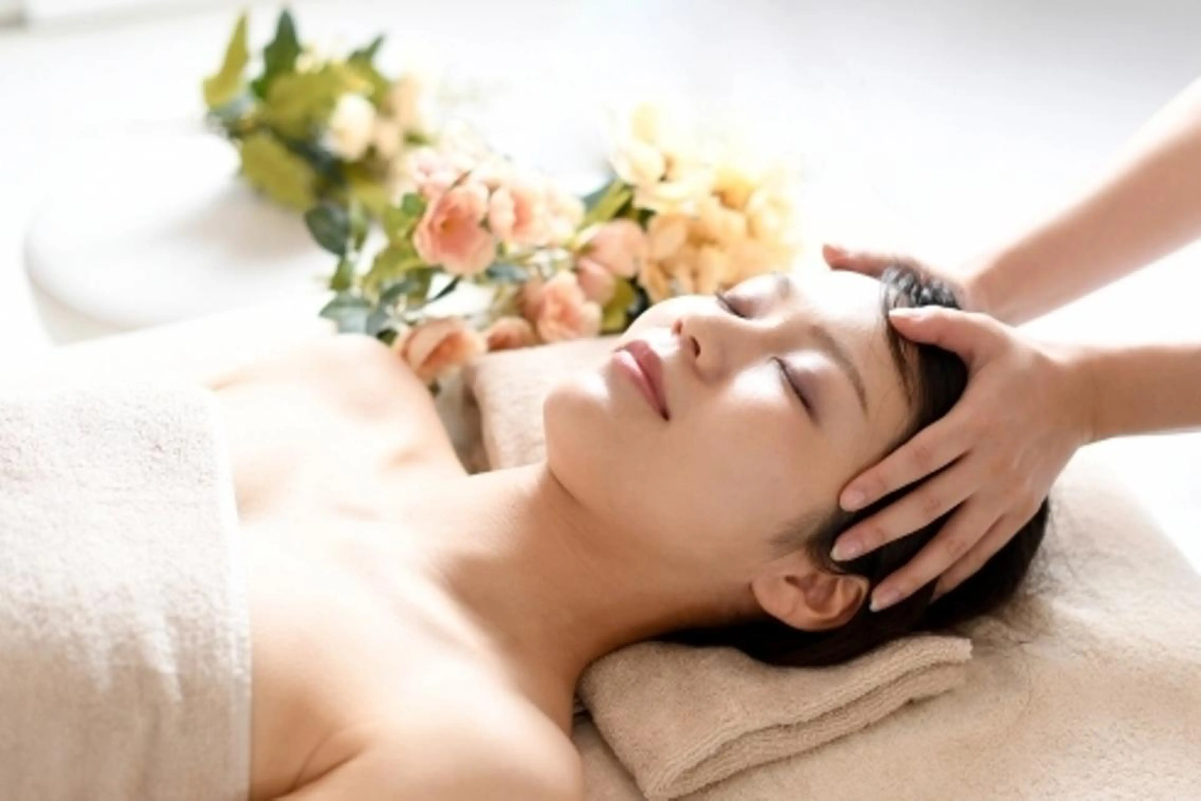 オーガニック🍀ヘッドスパ😊🌙OWAYのダメージケアトリートメント✨💕艶髪と心の癒しのスパです🥰カット＋1000の写真