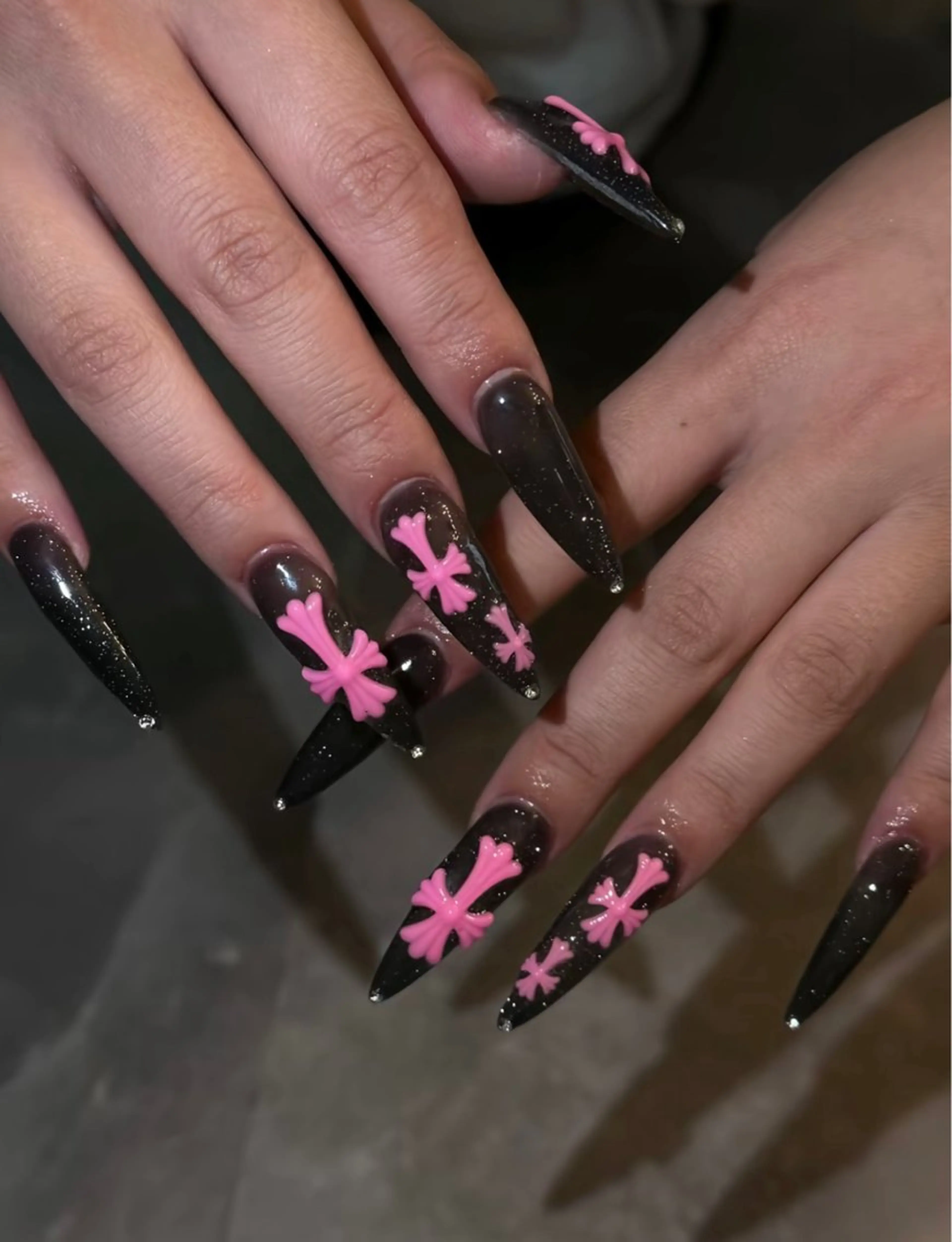 ネイル 持ち込み リボン NiJi Nailsのネイルデザイン