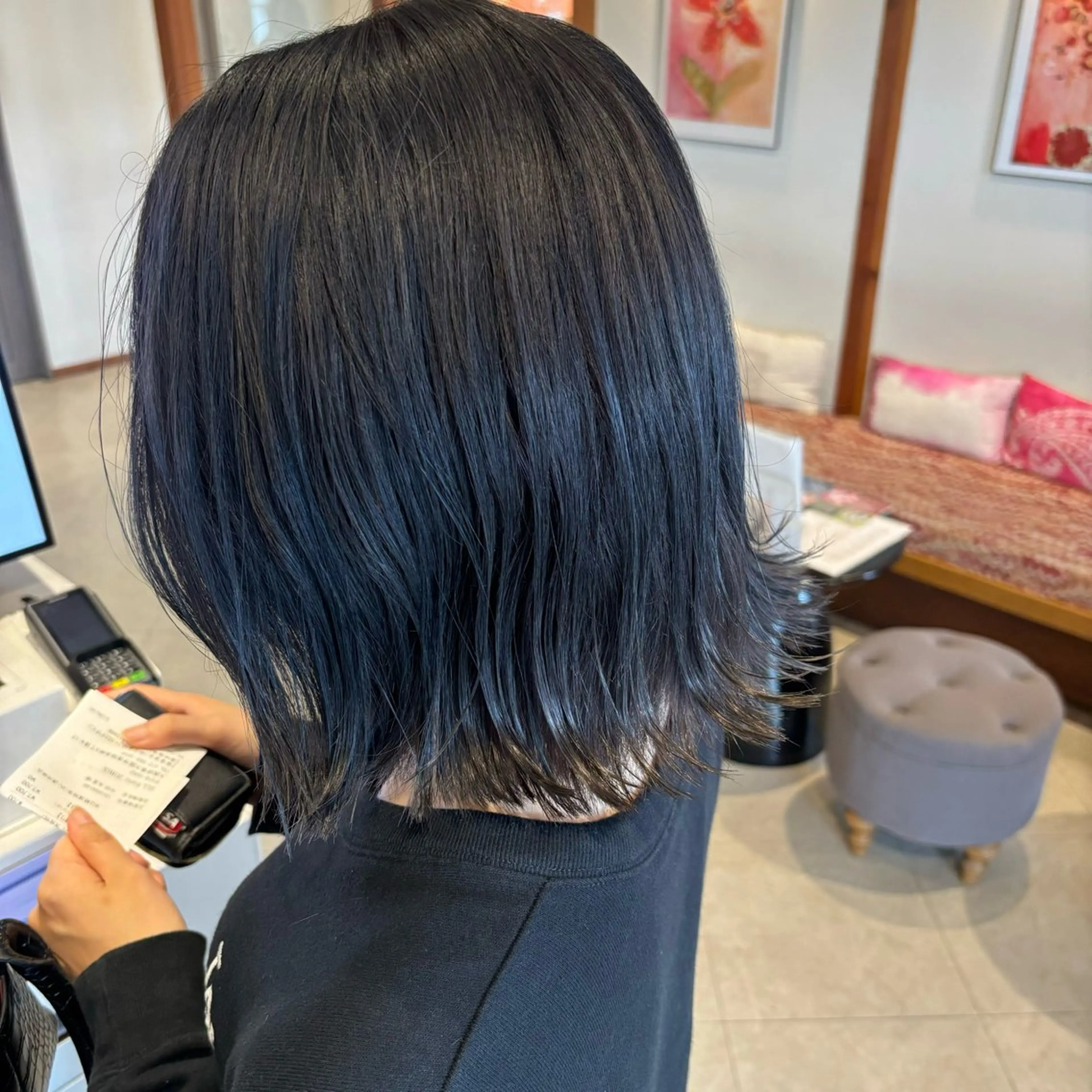 ミディアム カラー 黒髪 ブルーカラー ブルーブラック ボブ カット ヘアカラー トリートメント Jill franc ＿ ayanoのヘアスタイル