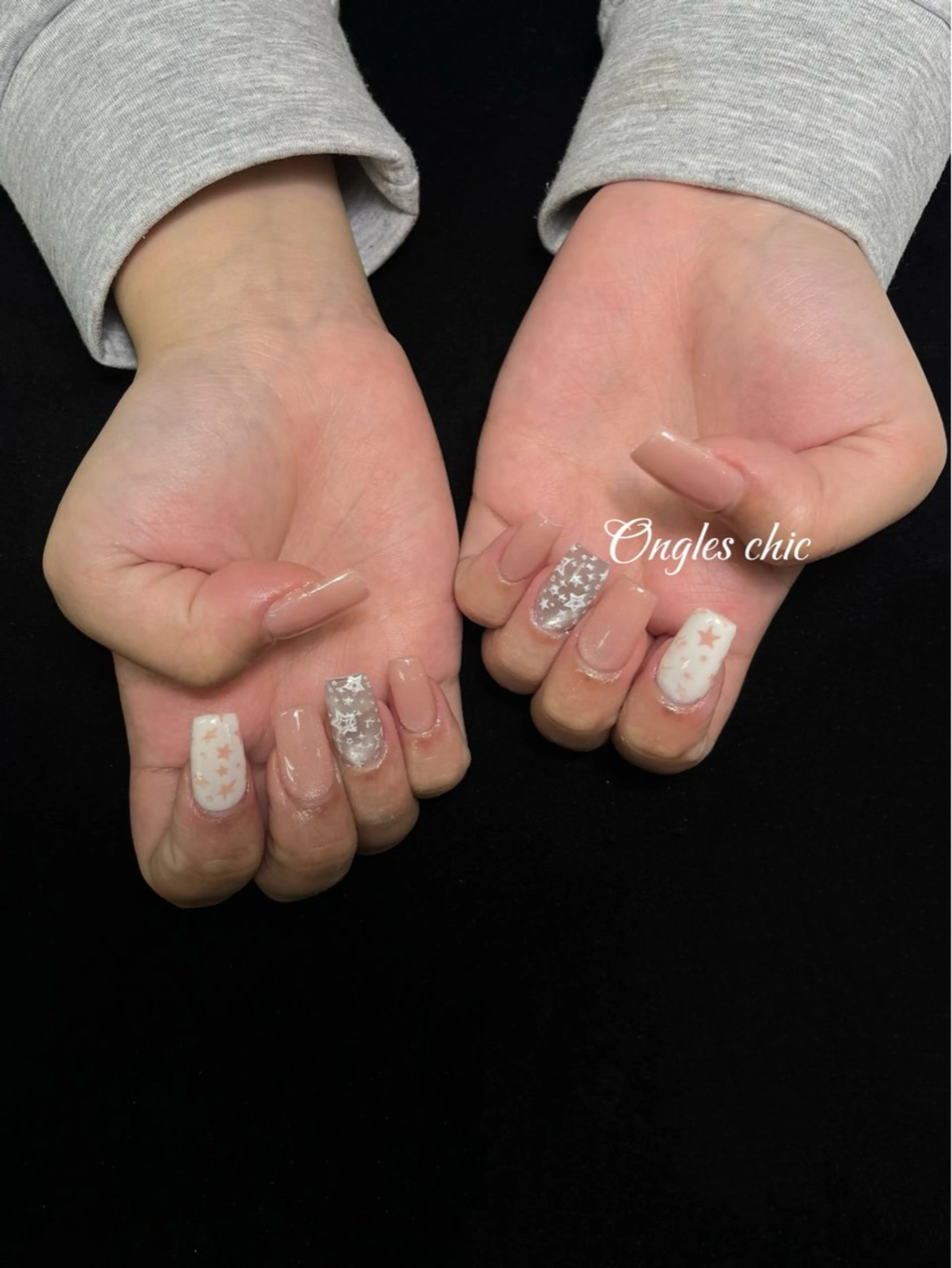 ネイル ハンドネイル ongles chicのネイルデザイン