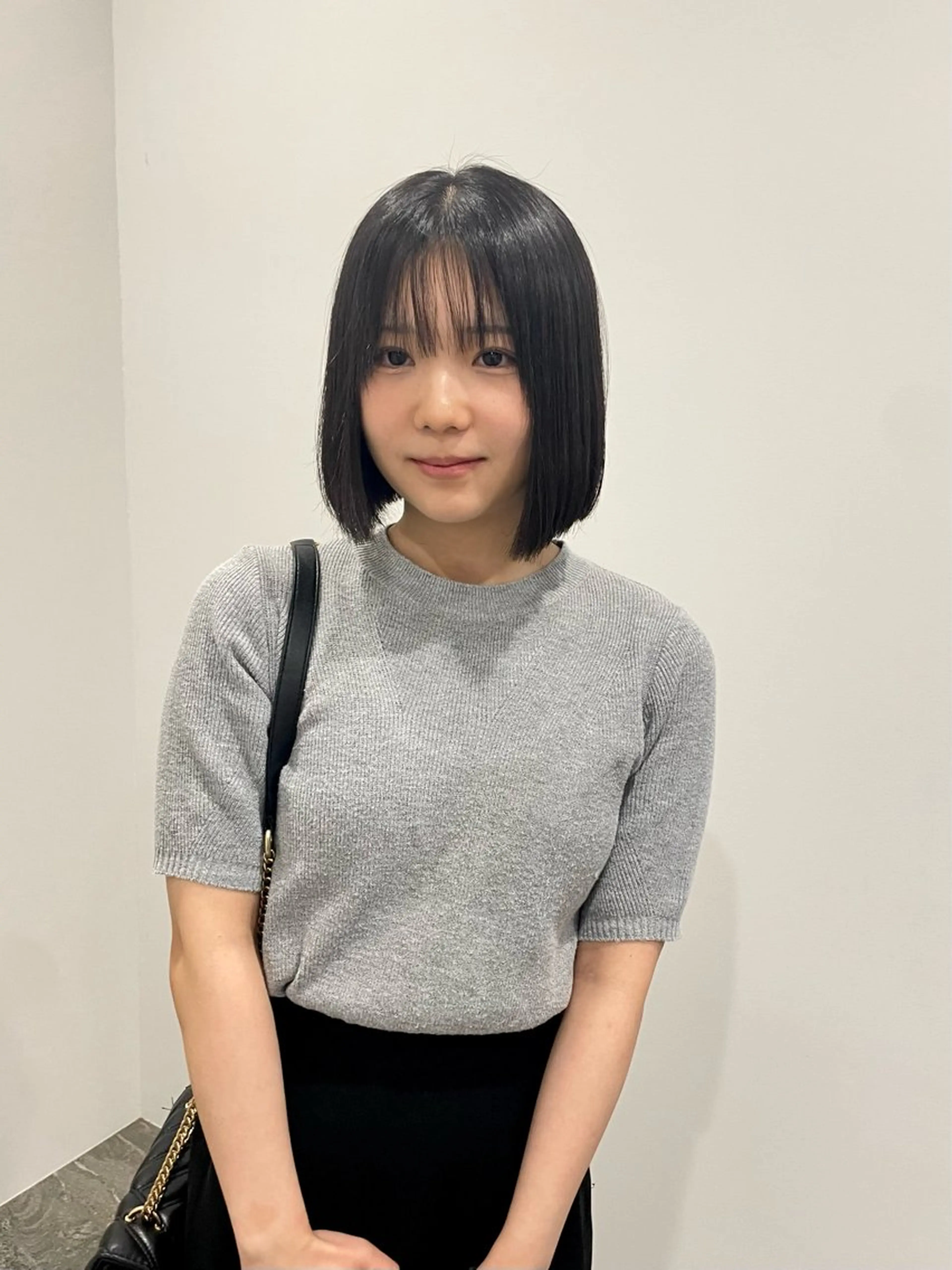 ショート カットパーマモデル 山中 遥のヘアスタイル