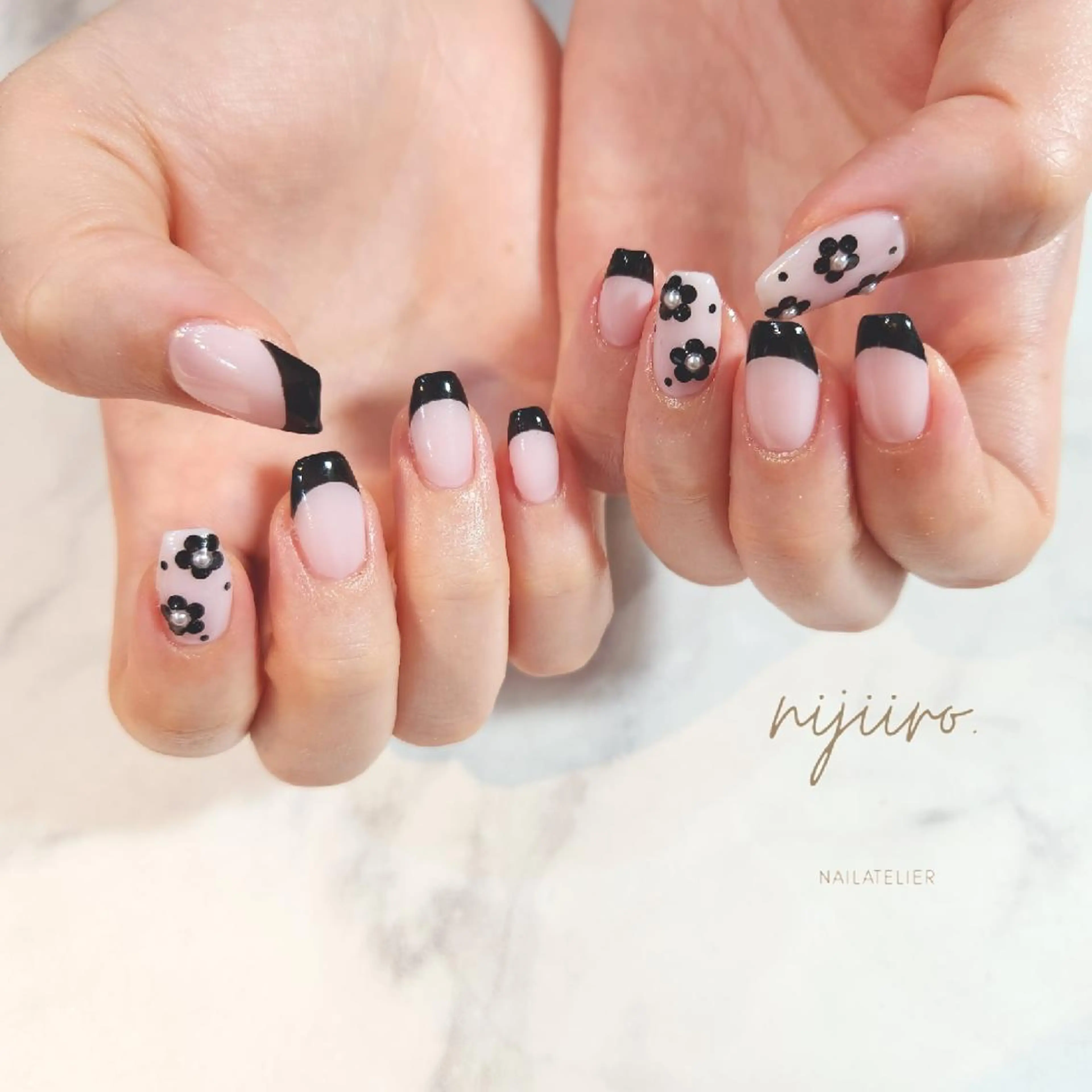 ネイル ハンドネイル nailatelier nijiiro.所属・nijiiro🌈 サトウのネイルデザイン