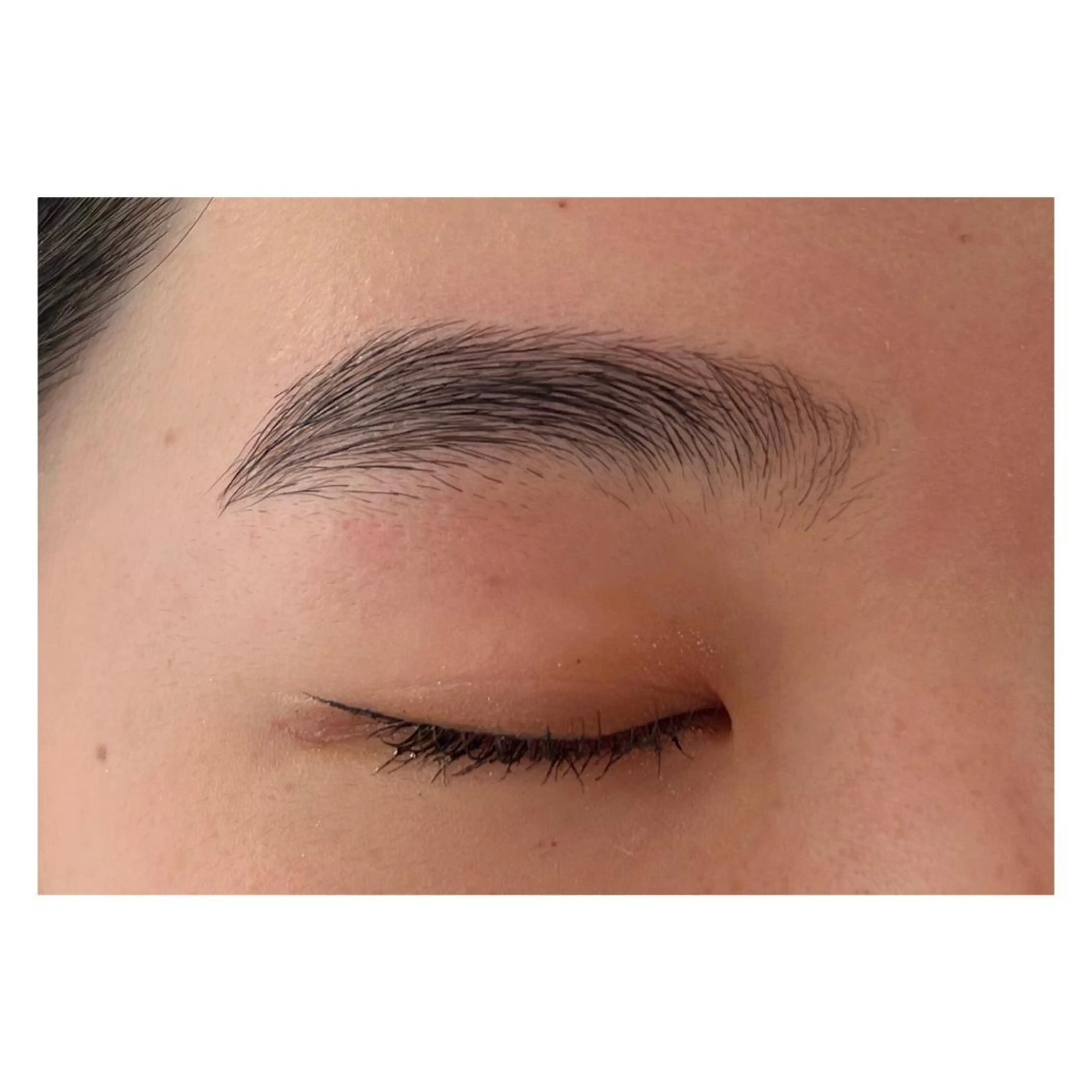 アイブロウ GO TODAY SHAIRE SALON mico店所属・松本 彩良のマツエク・マツパデザイン