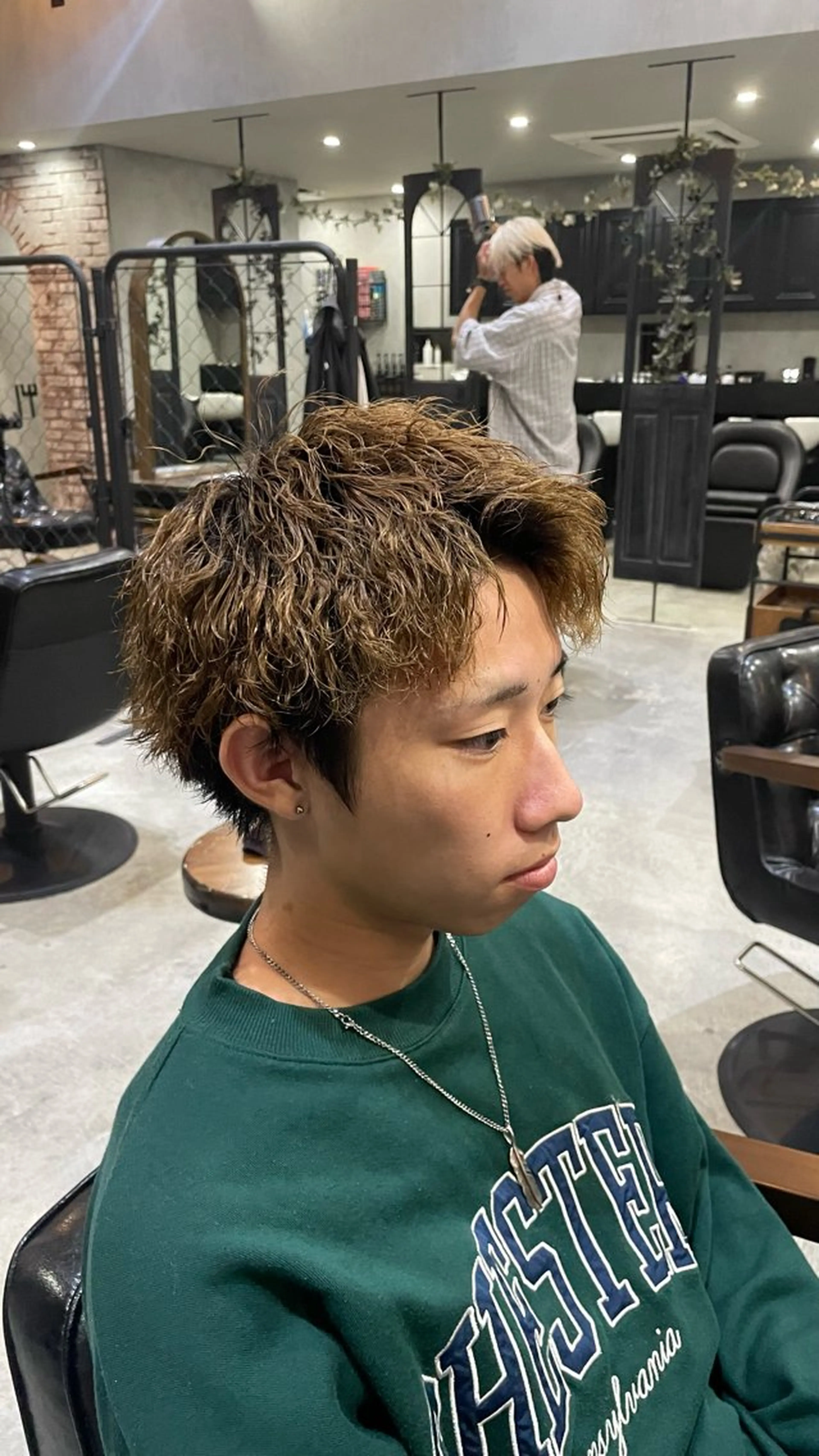 パーマ メンズ Bernie boyのヘアスタイル