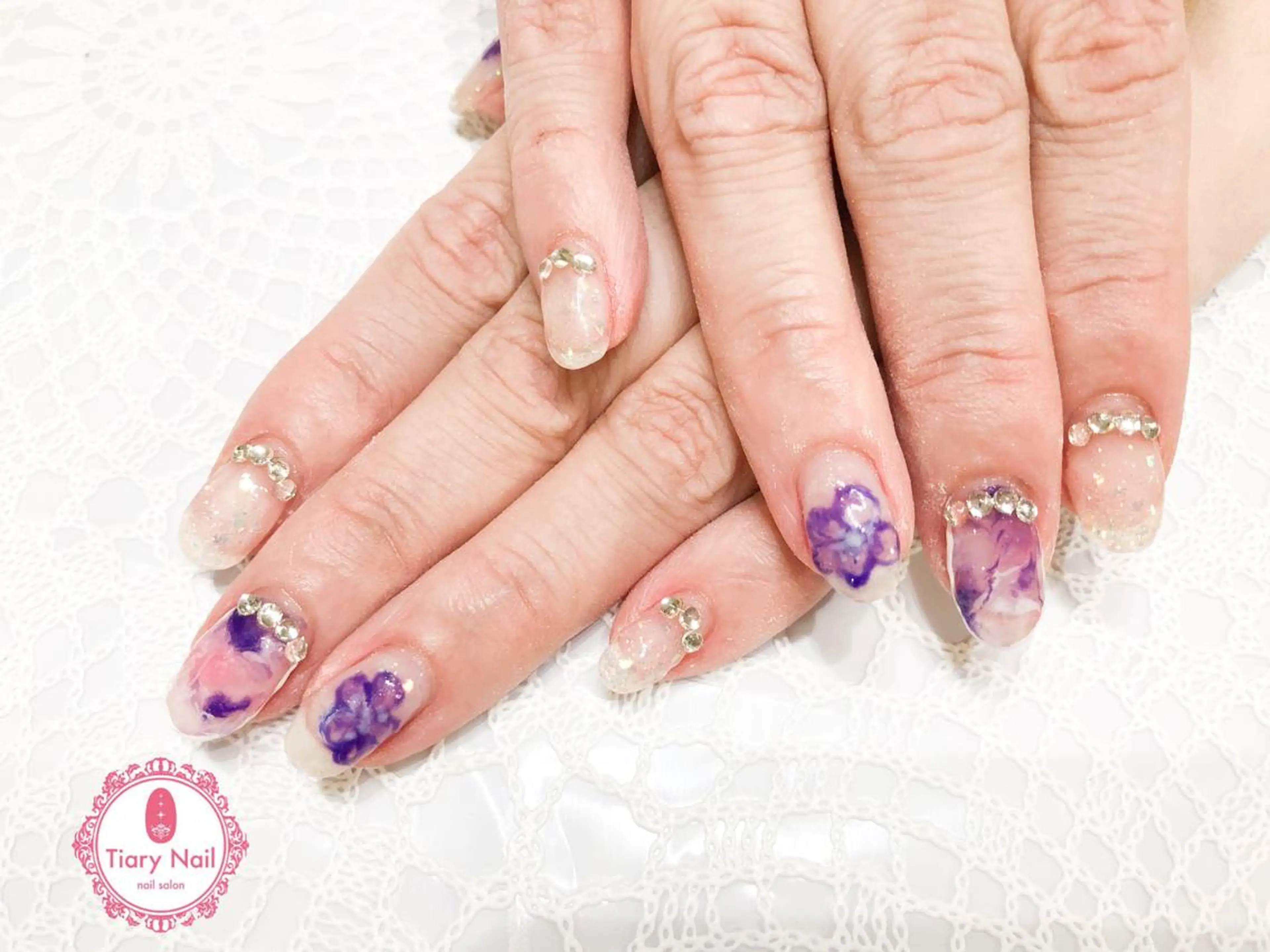 ネイル tiarynail K Kのネイルデザイン