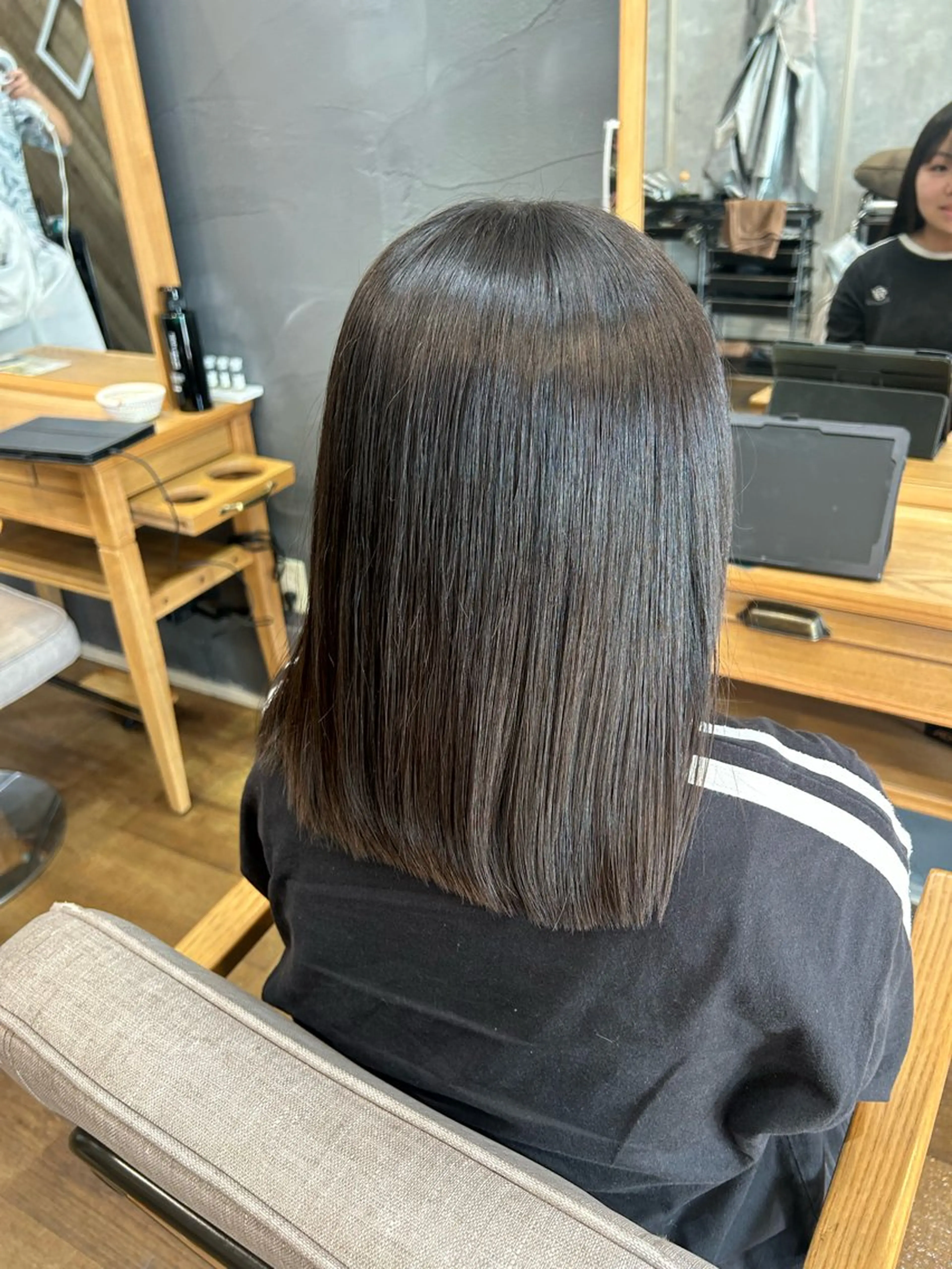 ミディアム 💜カラーリスト 上田💜のヘアスタイル