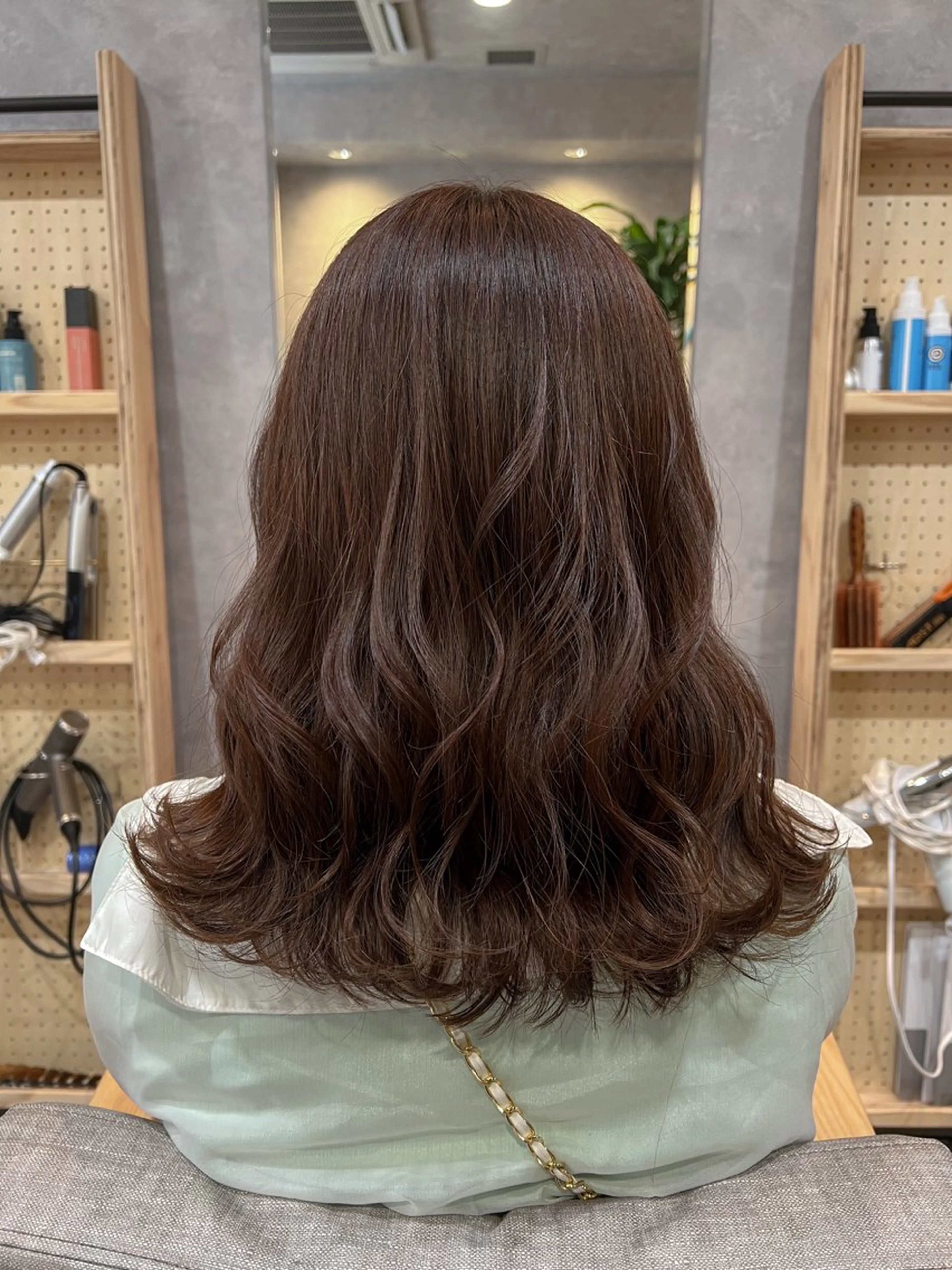 ミディアム カラー ベージュカラー 透明感カラー カット ヘアカラー トリートメント ヘッドスパ 中村 ひなたのヘアスタイル