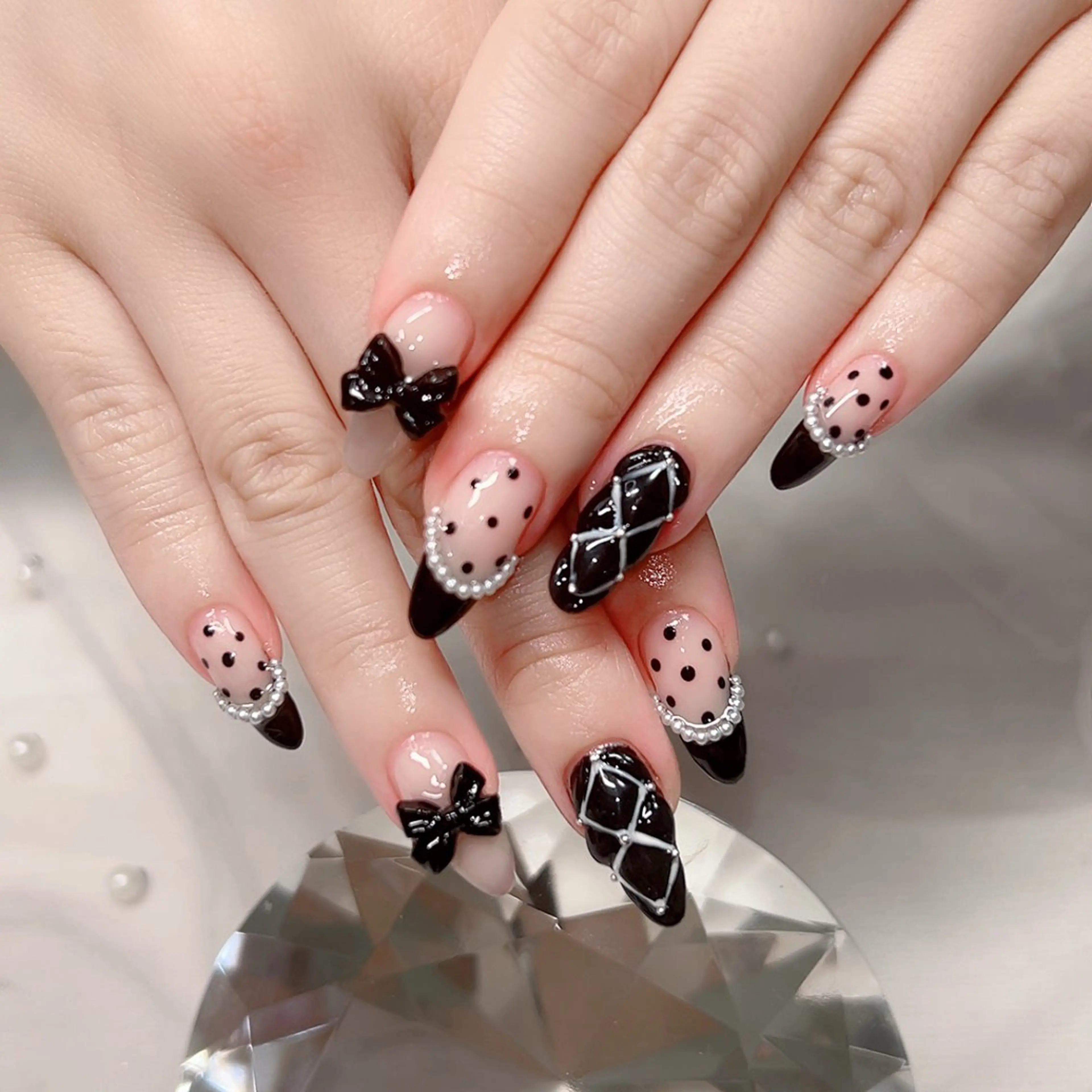 ネイル ドット フレンチネイル ワンカラーネイル Cute Tips nailのネイルデザイン