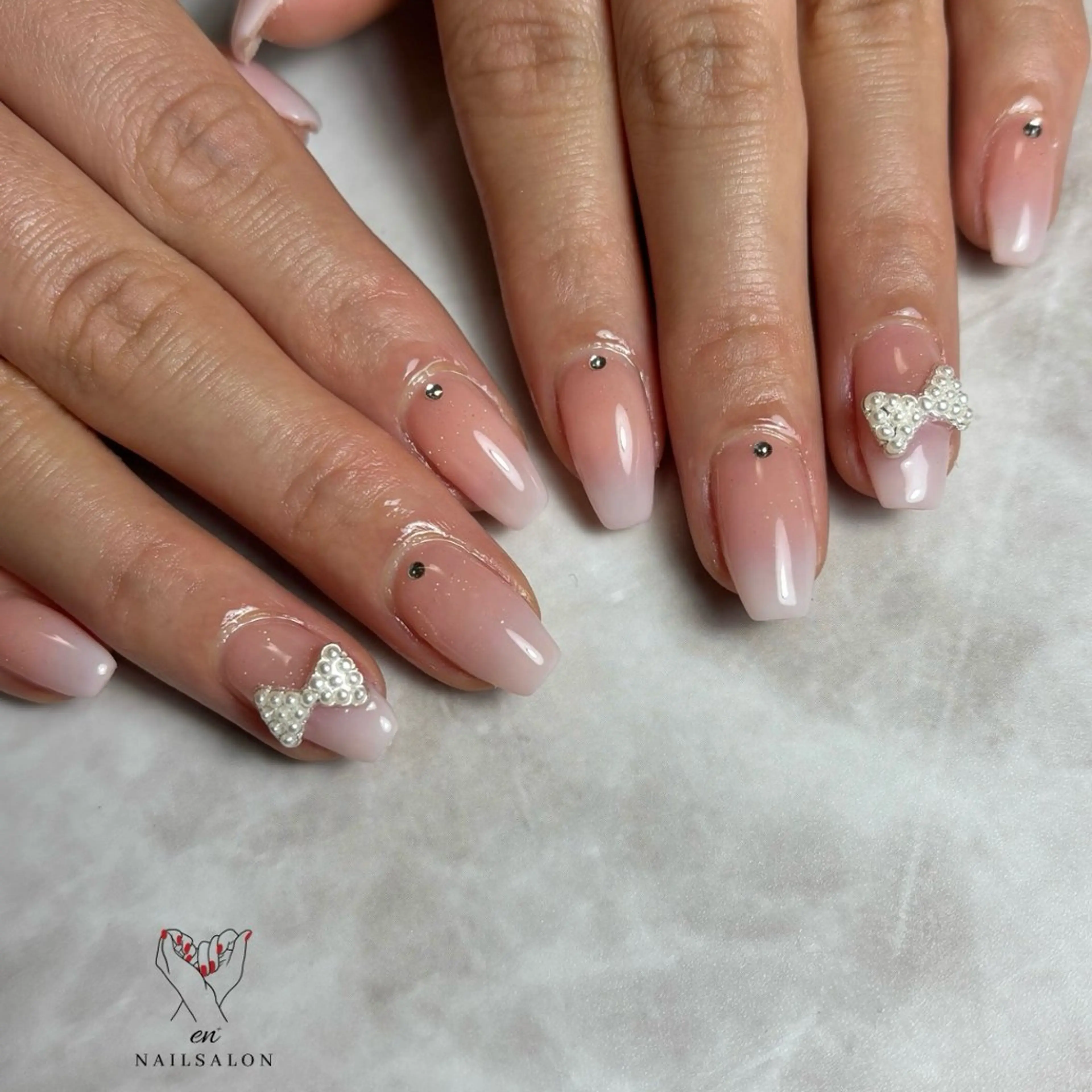 ネイル ハンドネイル NAILSALON en+所属・NAILSALON en+沖縄市美原のネイルデザイン