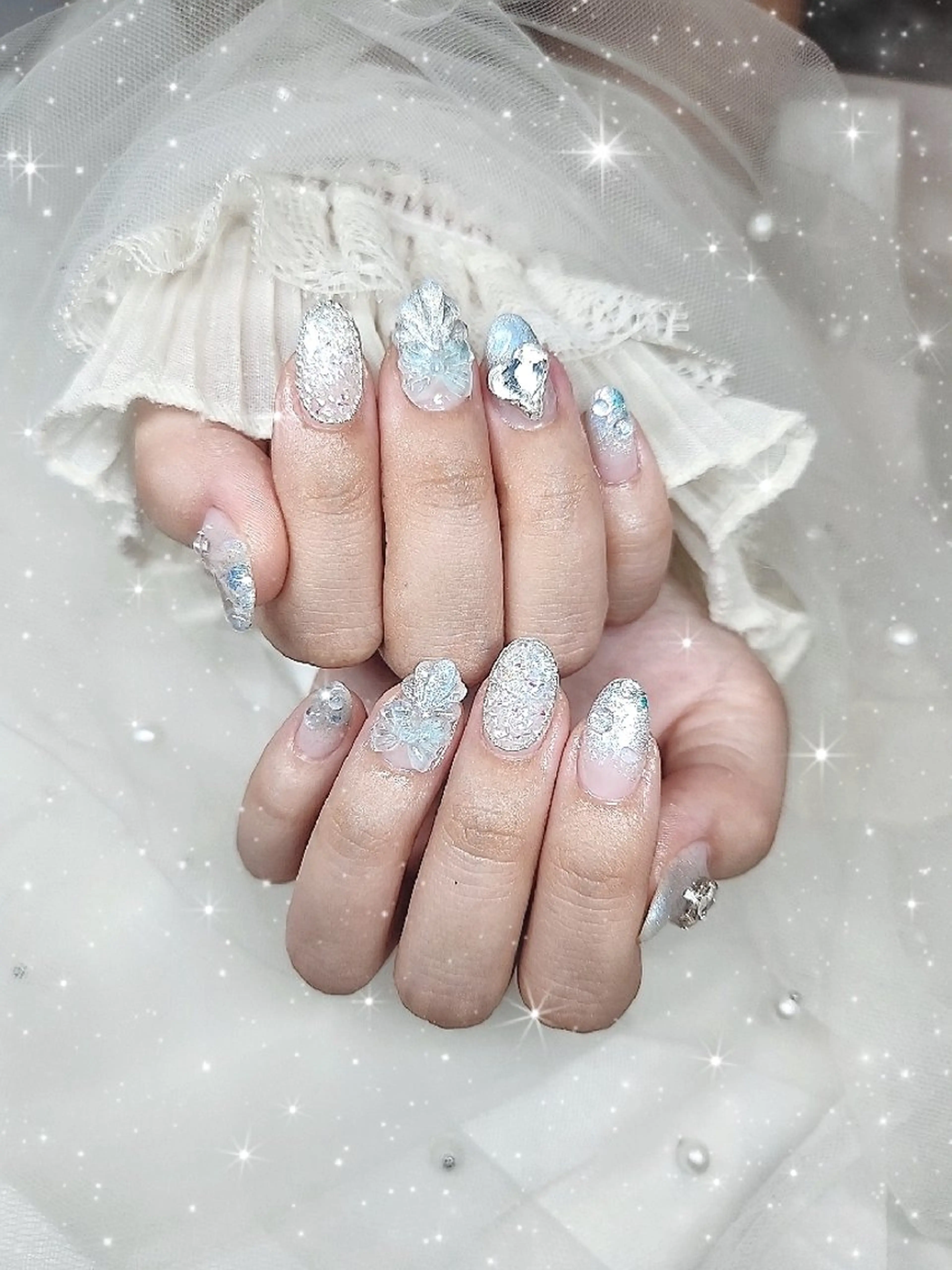 ネイル アートネイル キラキラネイル 韓国ネイル 水色 マグネットネイル ハンドネイル nailsalon sissy所属・sissy hatsuneのネイルデザイン