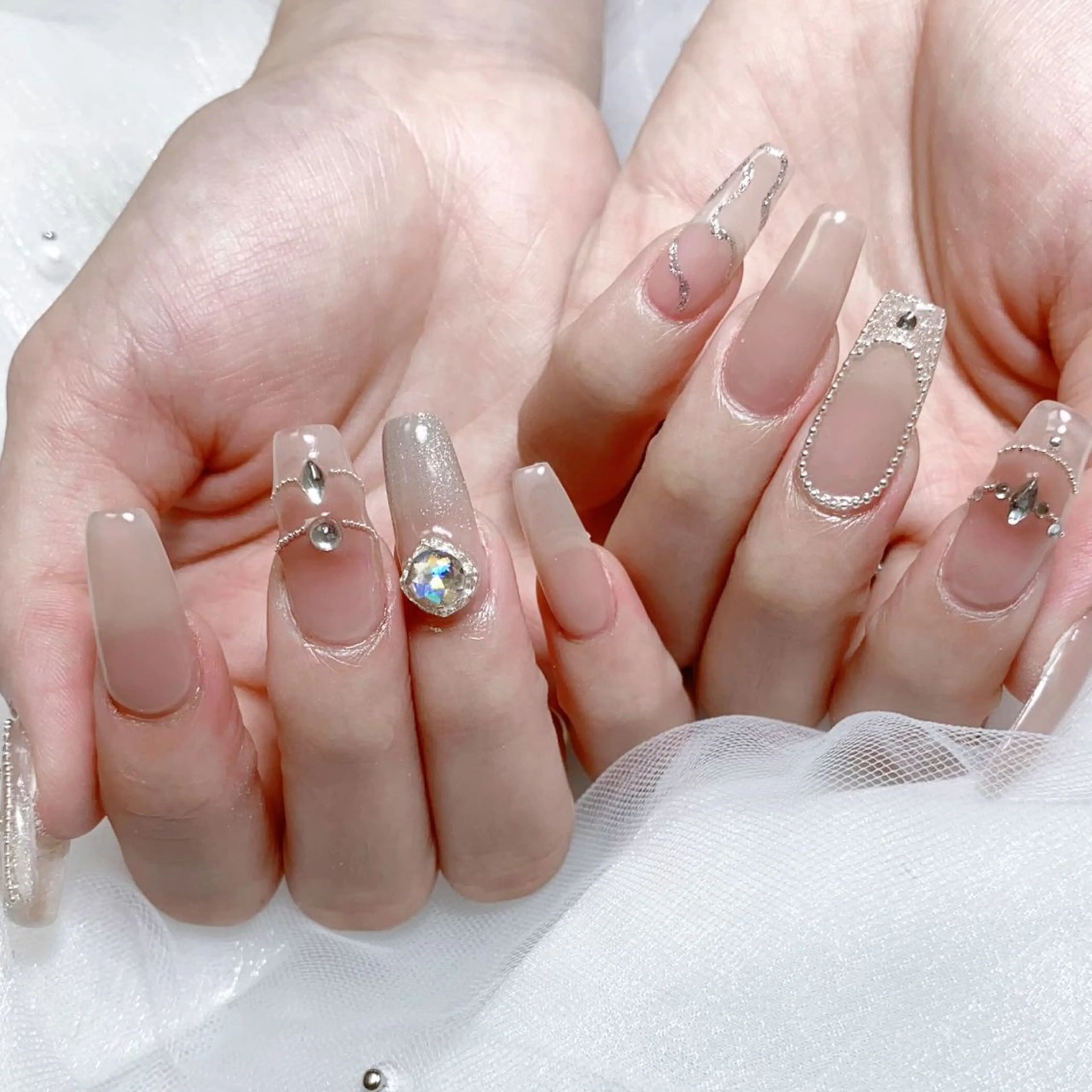 ネイル ハンドネイル Nail salon 木にいるのネイルデザイン