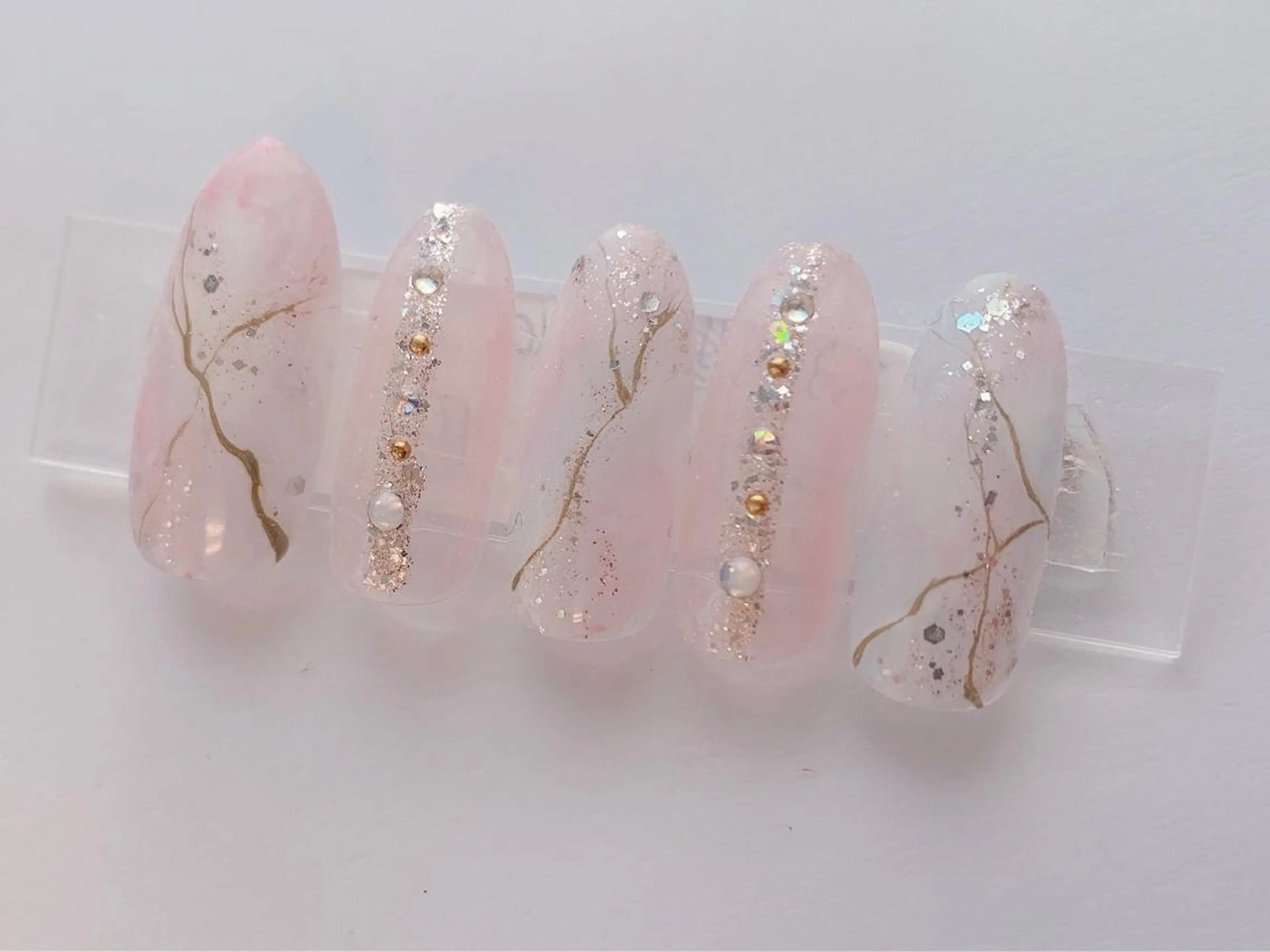 ネイル MiKi Nai池袋 長さだし得意のネイルデザイン