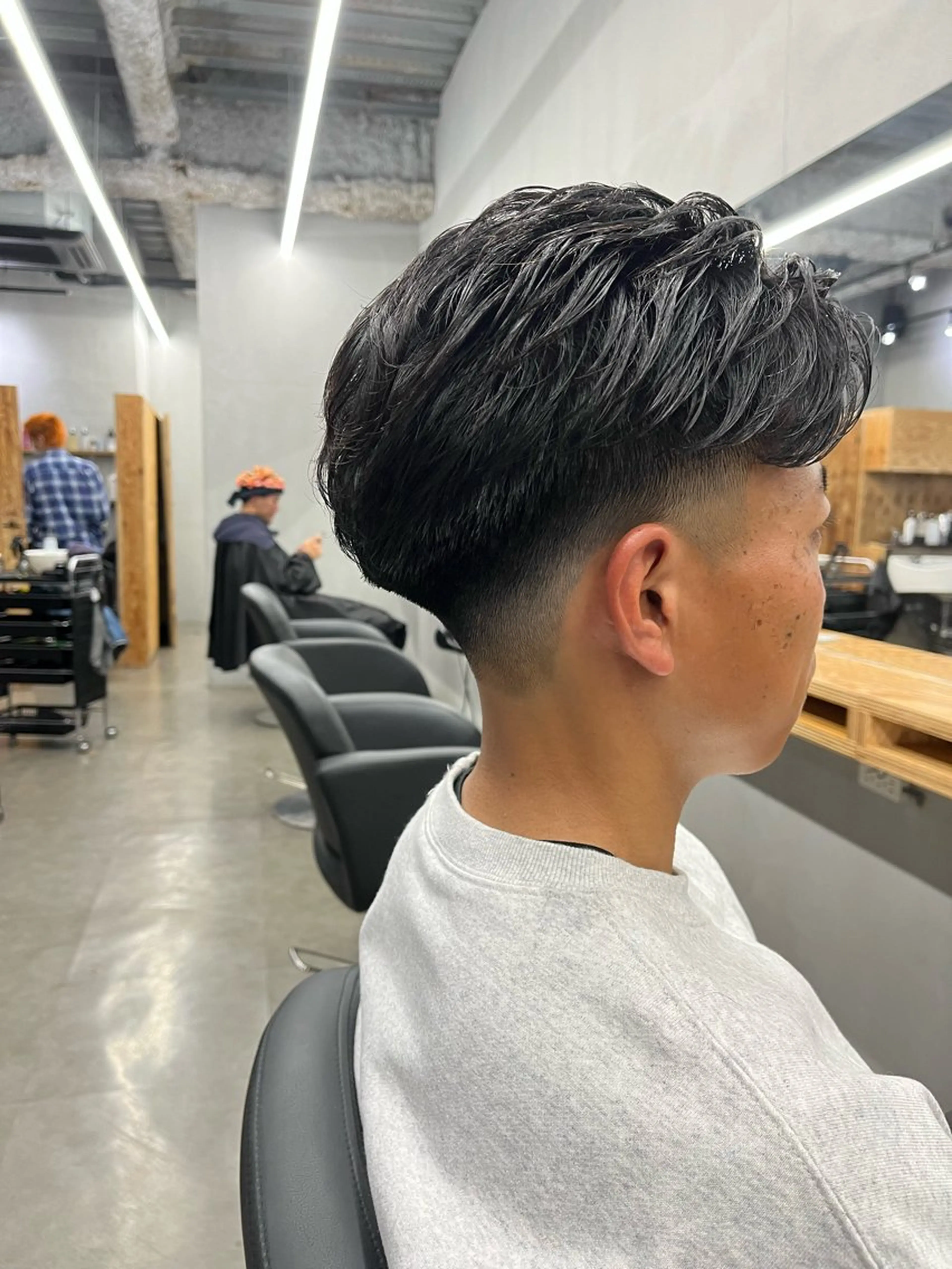 ショート パーマ メンズ フェードカット メンズパーマ カット パーマ トリートメント メンズ支持率NO.1 マサキのヘアスタイル