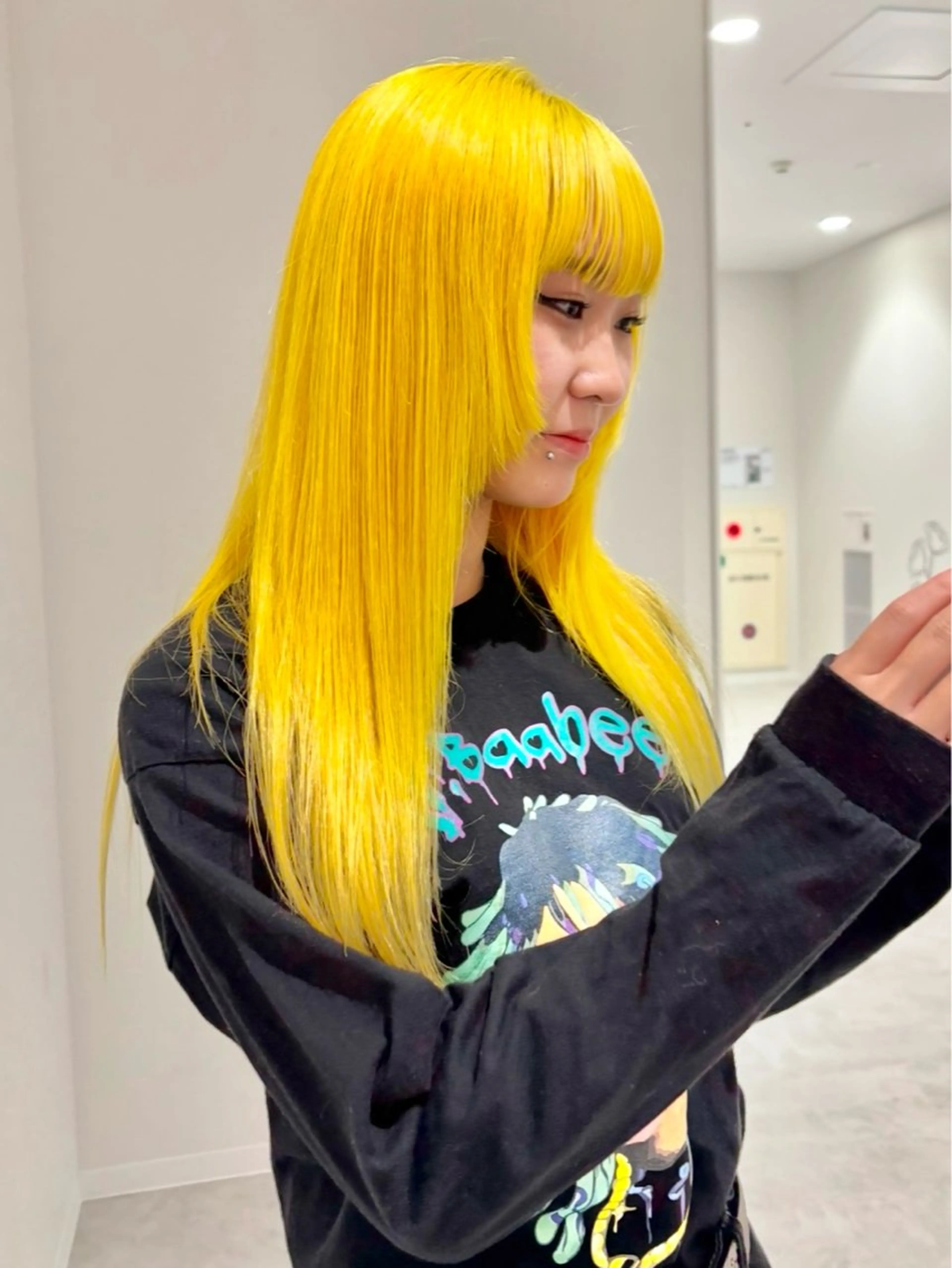 ロング カラー バレイヤージュ ブリーチ ケアブリーチ ダブルカラー イヤリングカラー 眉毛アイブロウ&まつ毛パーマiena渋谷/パリジェンヌ/眉毛まつげパーマ/眉毛アイブロウ所属・iena渋谷 /ゆーこのマツエク・マツパデザイン