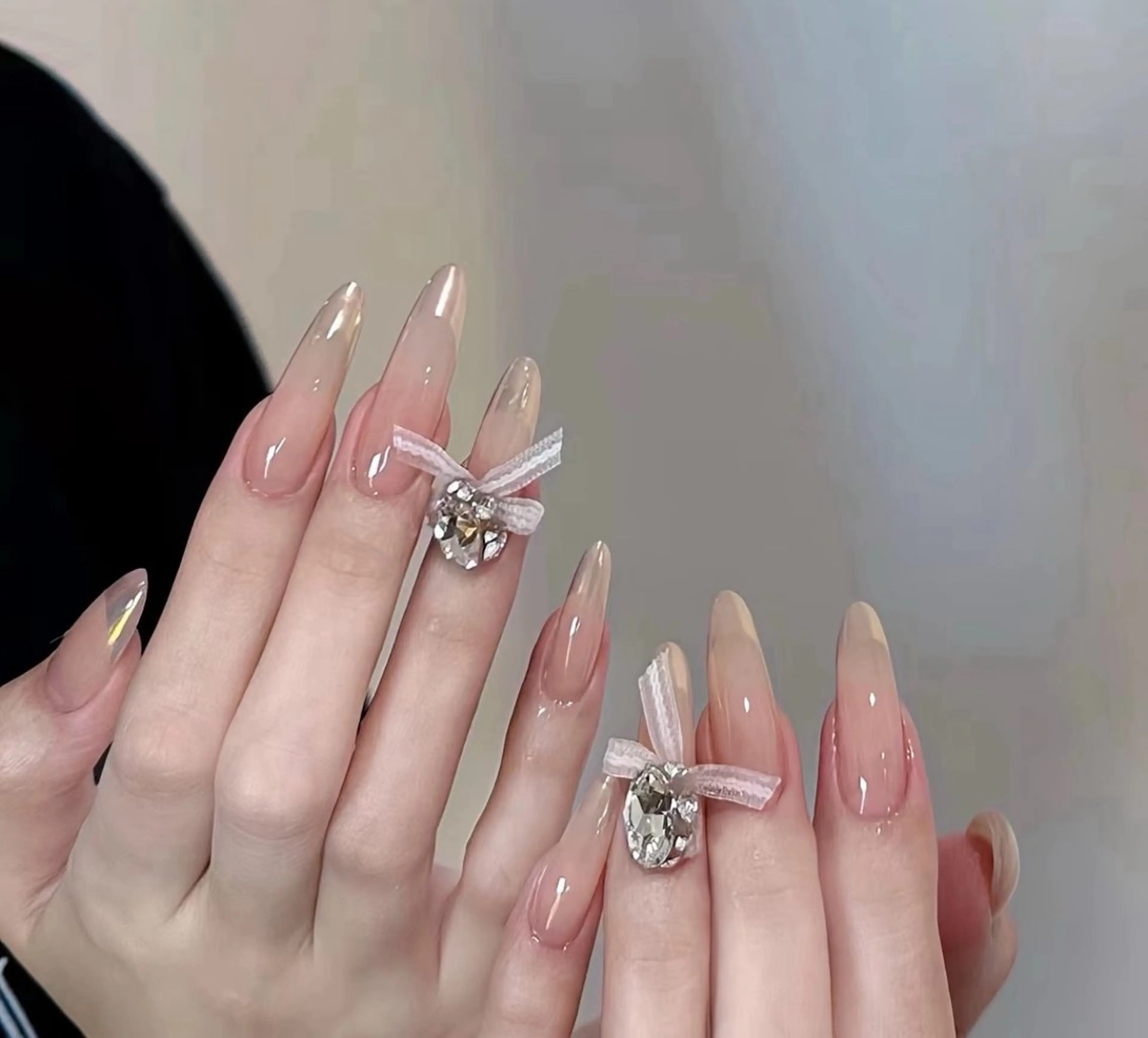 ネイル チークネイル 長さ出し フレンチネイル ガーリー 韓国ネイル sun nail池袋 モデル募集のネイルデザイン