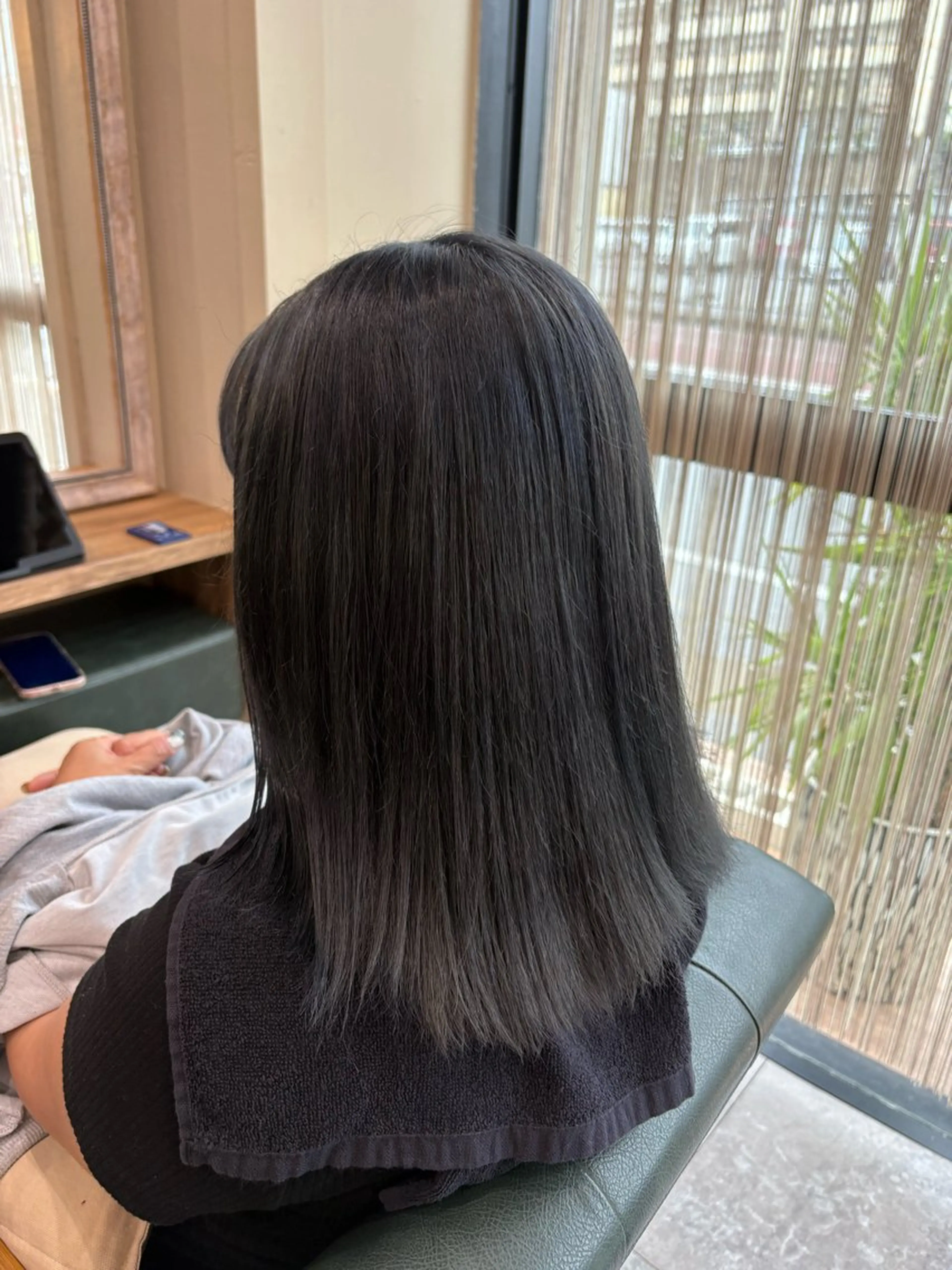 ミディアム ヘアカラー teto コハルのヘアスタイル