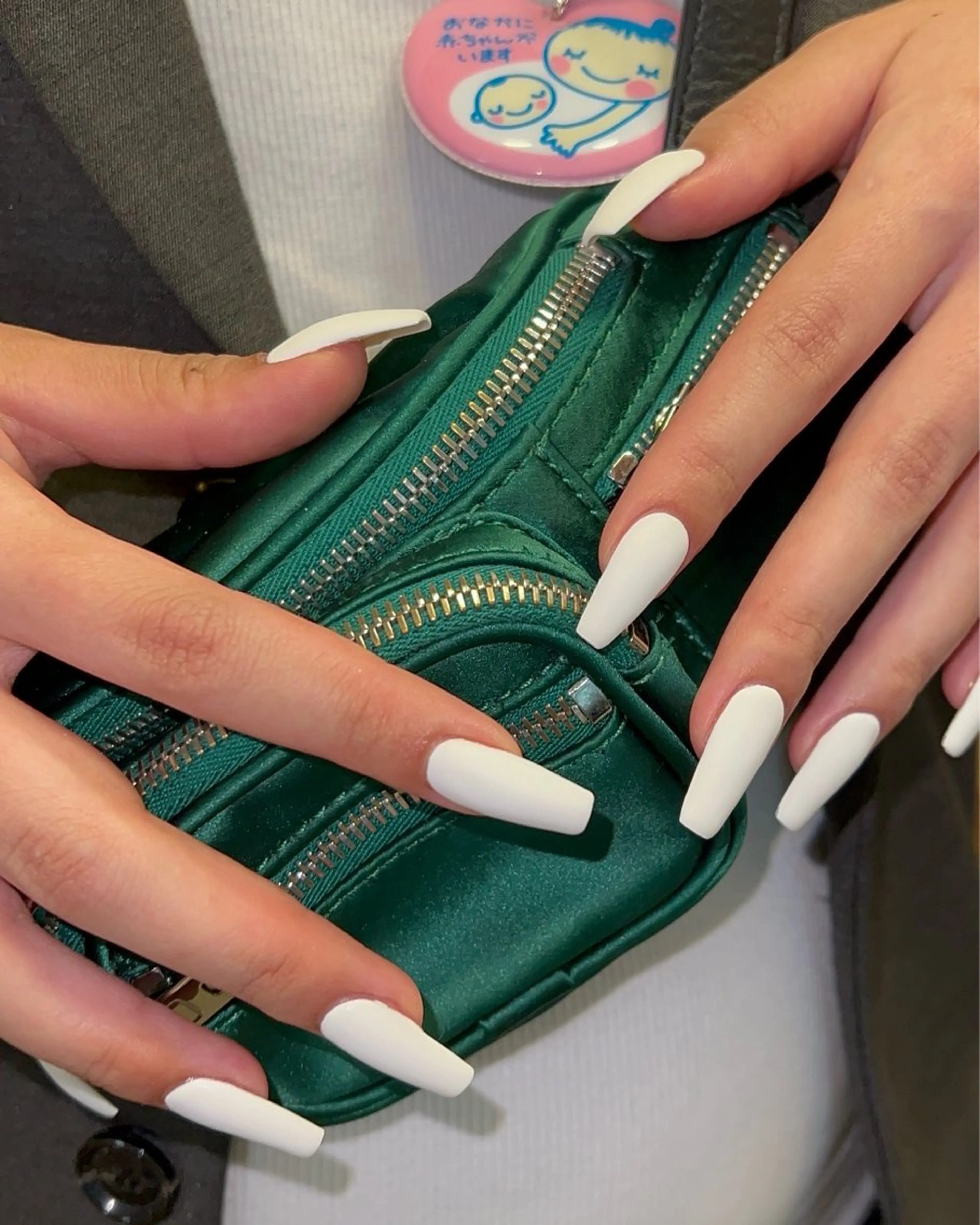 ネイル ハンドネイル フットネイル ハンドケア Nes.Nail所属・Miyagi Asamiのネイルデザイン