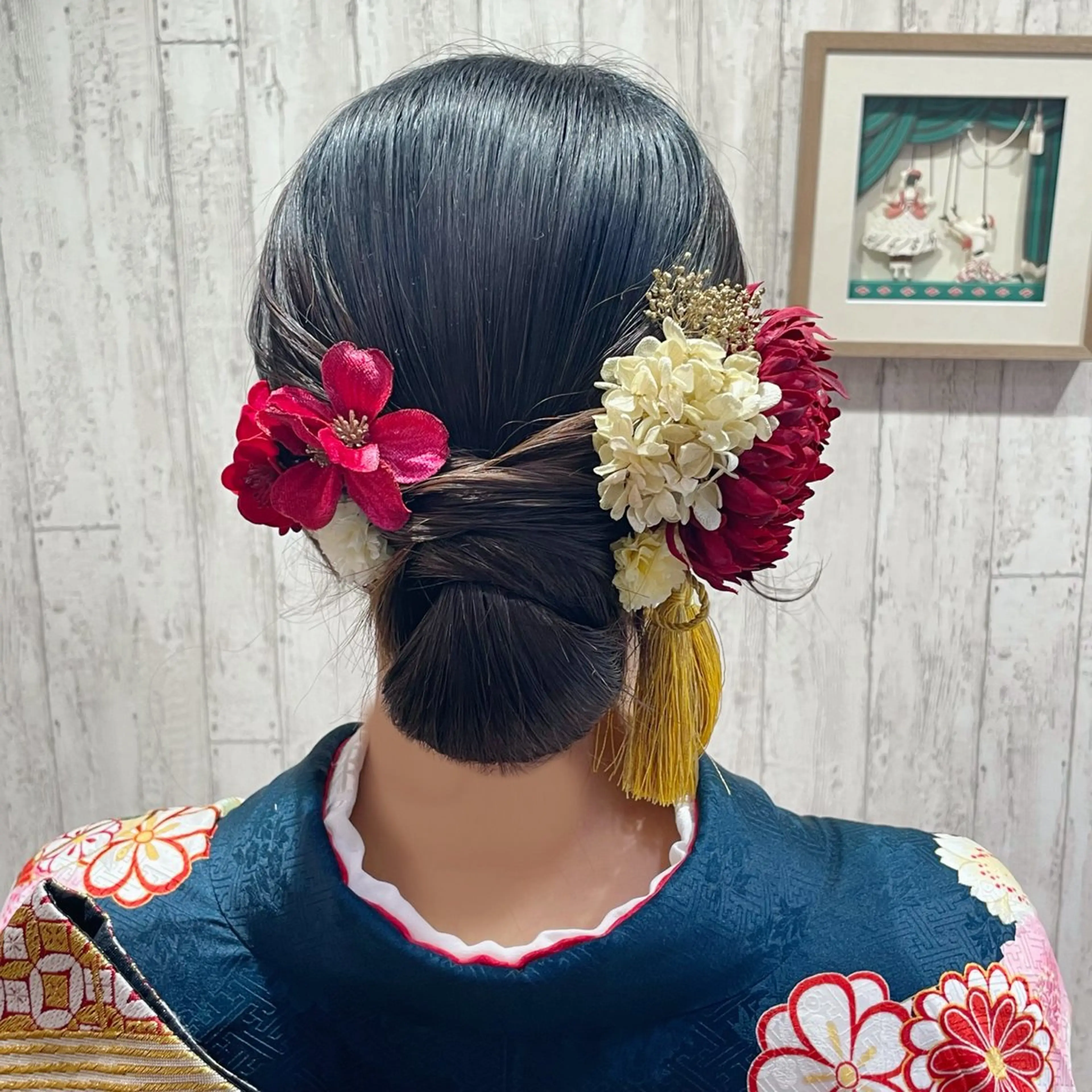 ミディアム ヘアアレンジ 髪飾り 古沢 みづきのヘアスタイル