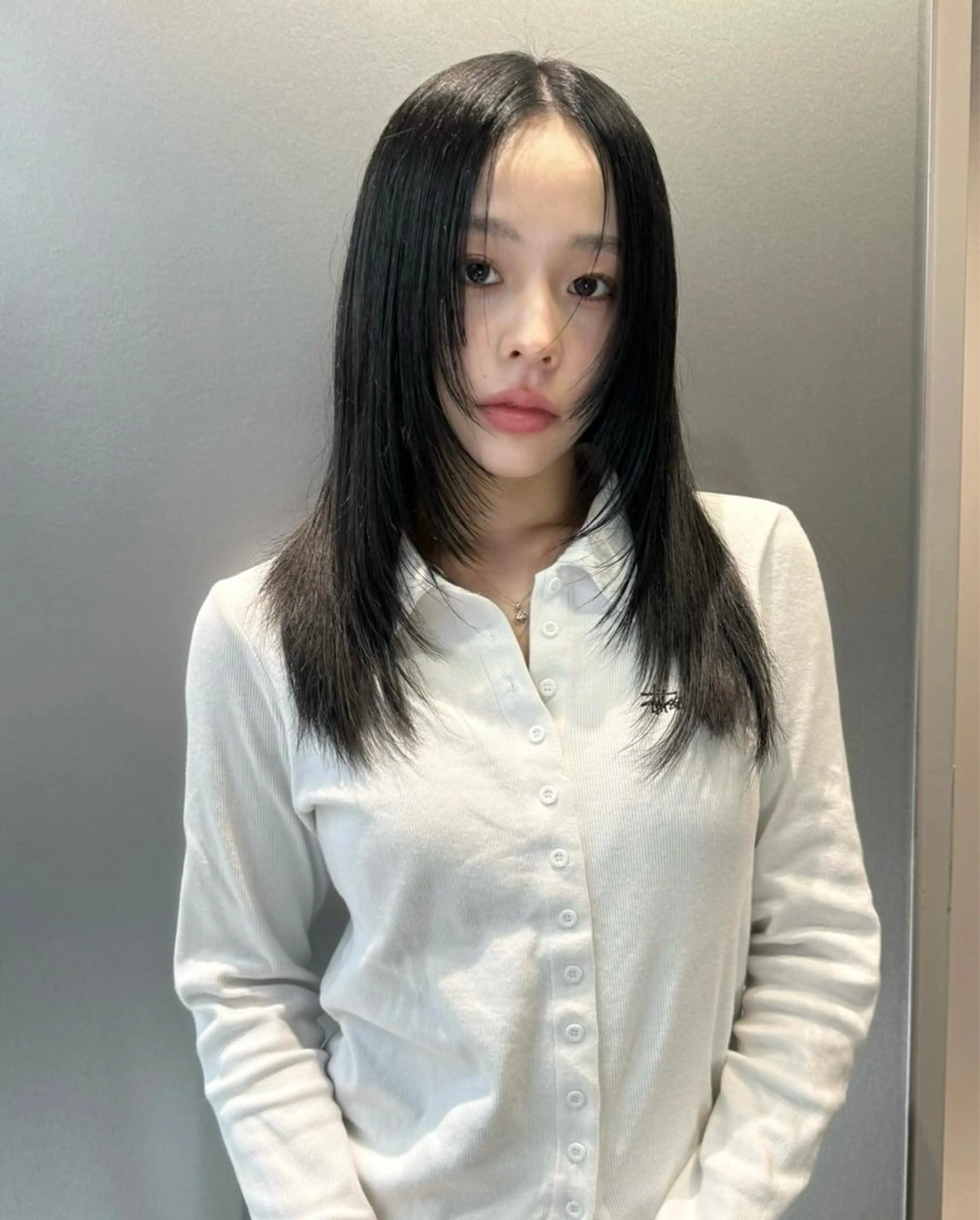 ミディアム カラー 韓国風ヘア レイヤーカット 韓国風艶カラー 🇰🇷🩶/REIのヘアスタイル