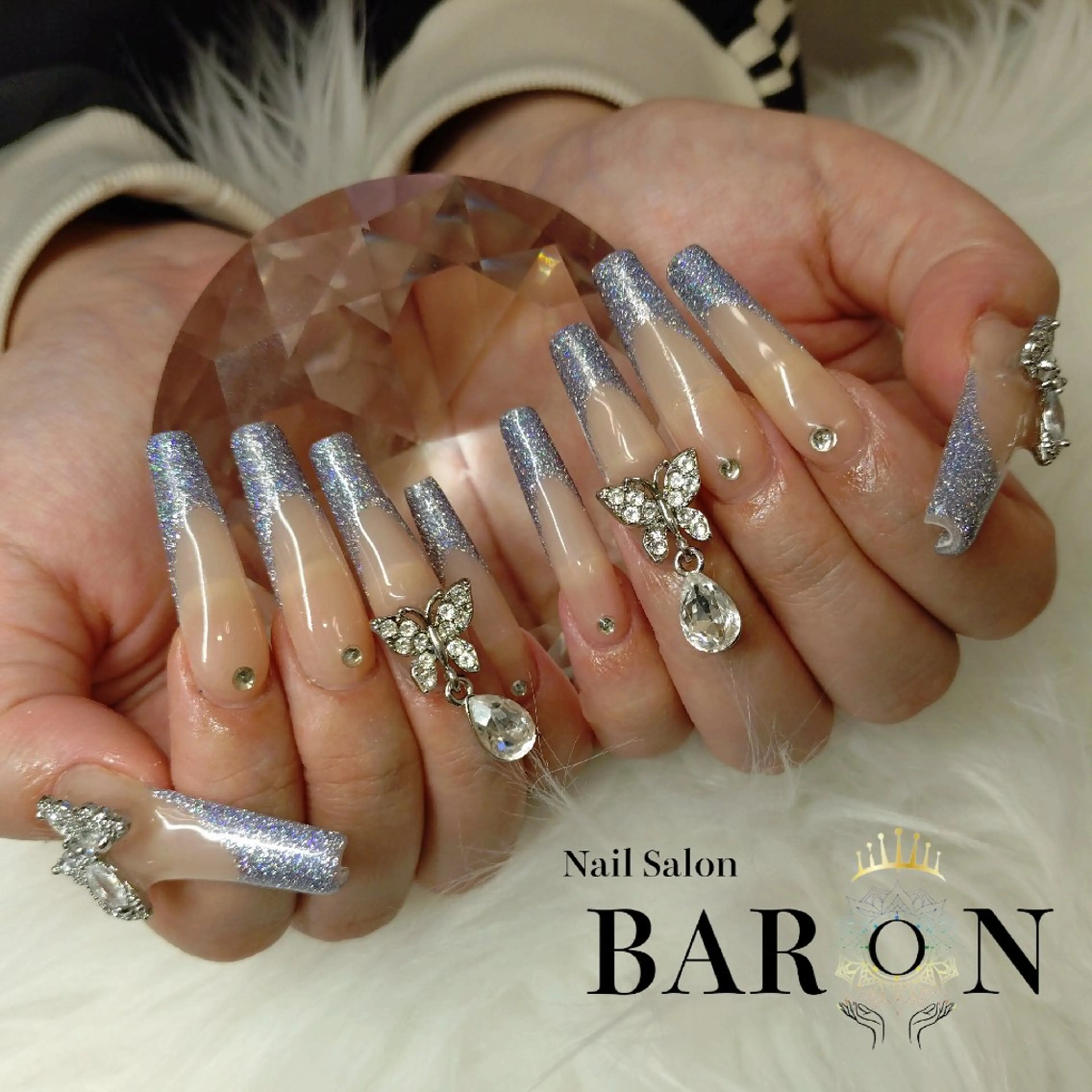 ネイル フラッシュネイル フレンチネイル 持ち込み スカルプネイル ハンドネイル ♛BARON♛ AOIのネイルデザイン