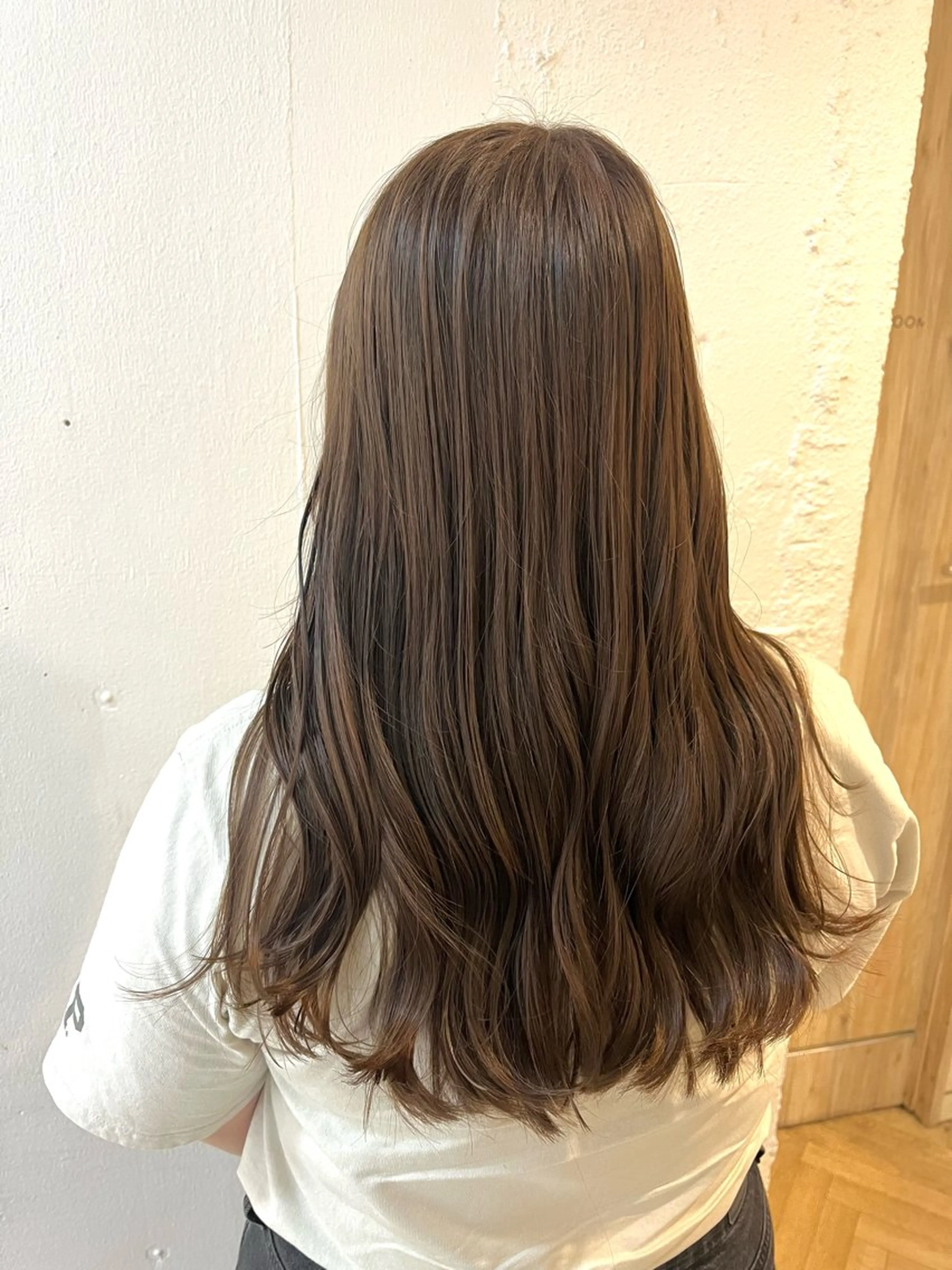 セミロング カラー ベージュカラー 透明感カラー トリートメント 透明感カラー/ 髪質改善/着付けのその他イメージ