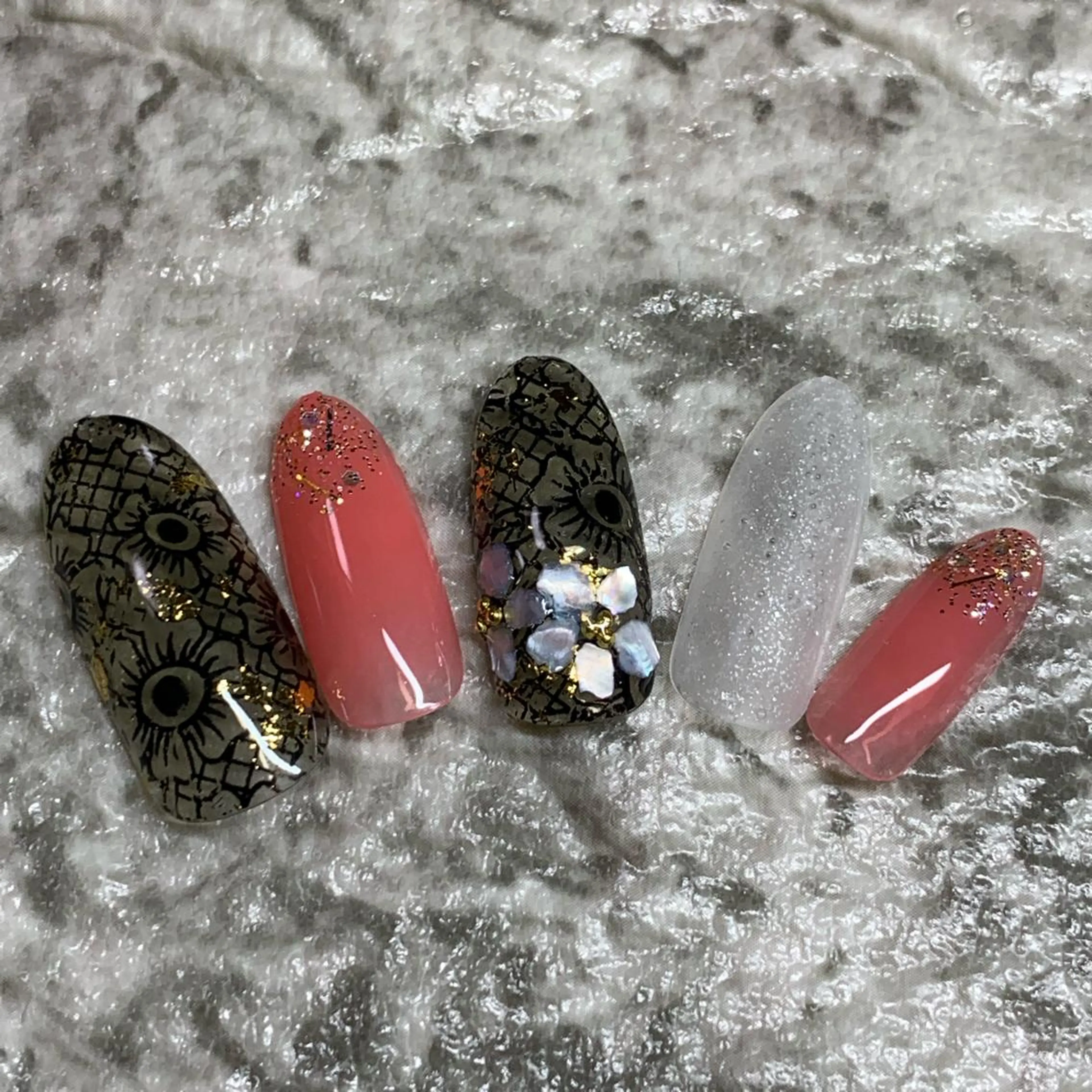 ネイル RuxuryNail ／RiAnnaのネイルデザイン
