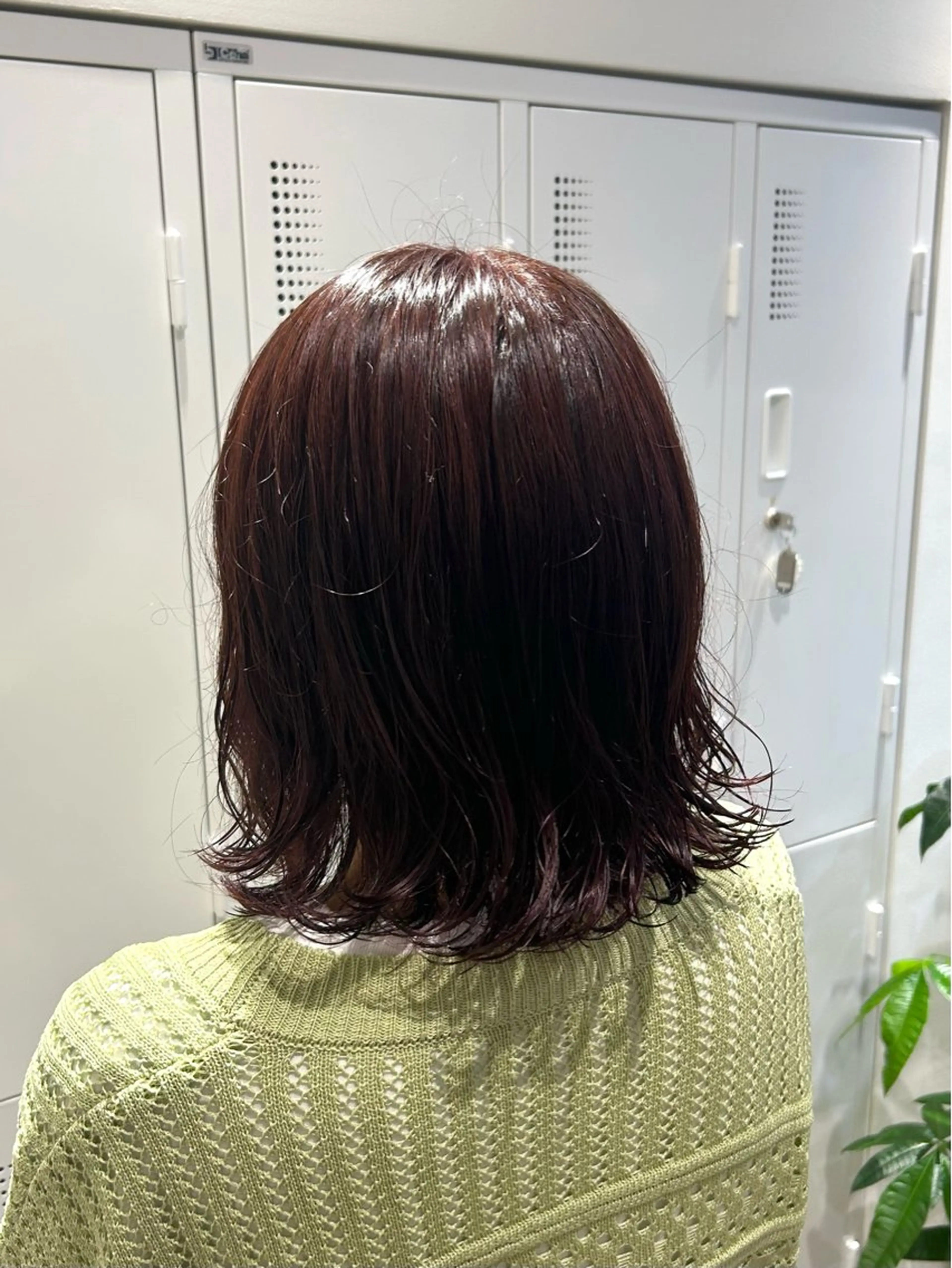 ミディアム カラー パーマ ブラウンカラー ピンクカラー ピンクブラウン ヘアカラー LiEn hair’s BEAU group所属・青山 里帆のヘアスタイル